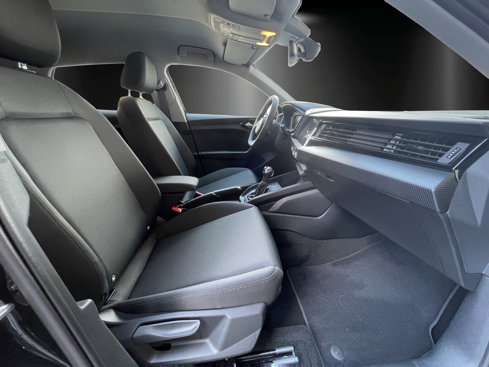 AUDI A1 Sportback 30 TFSI Attraction S-tronic-image-8
