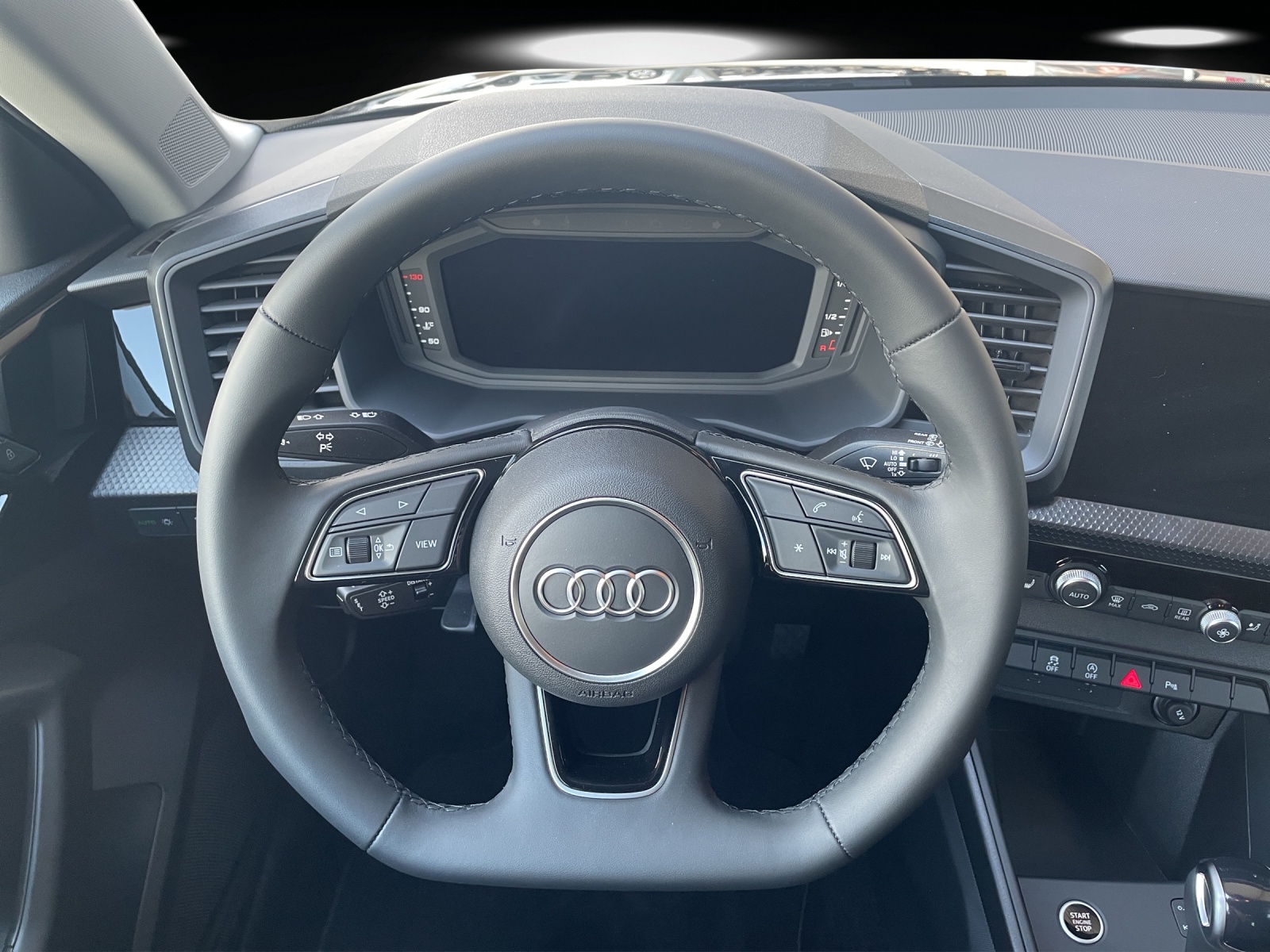 AUDI A1 Sportback 30 TFSI Attraction S-tronic-image-12