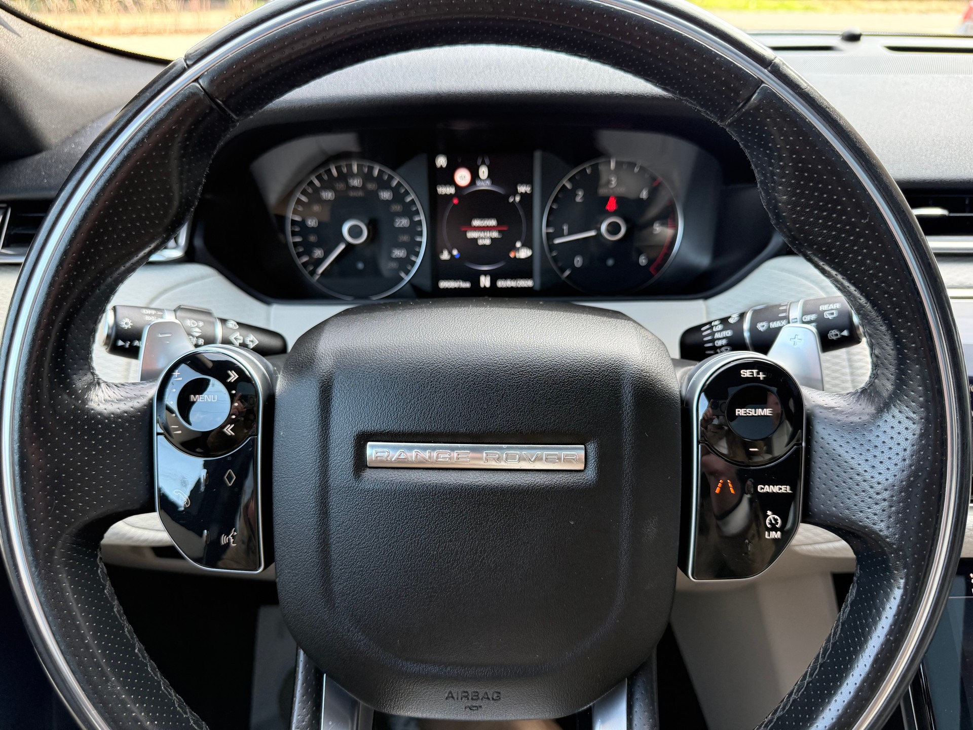 LAND ROVER Range Rover Velar R-Dynamic D 240 S Automatic-image-10