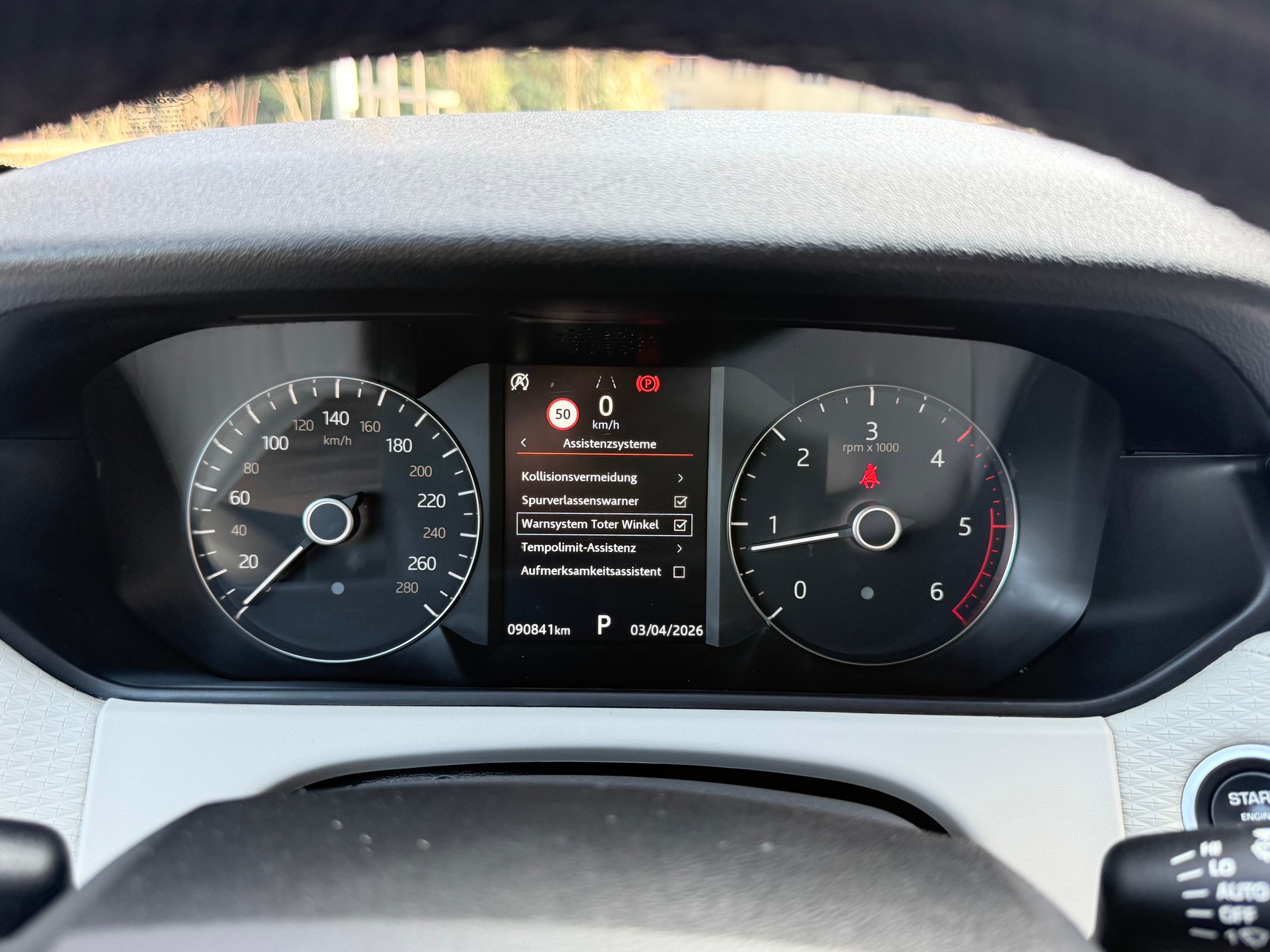 LAND ROVER Range Rover Velar R-Dynamic D 240 S Automatic-image-9