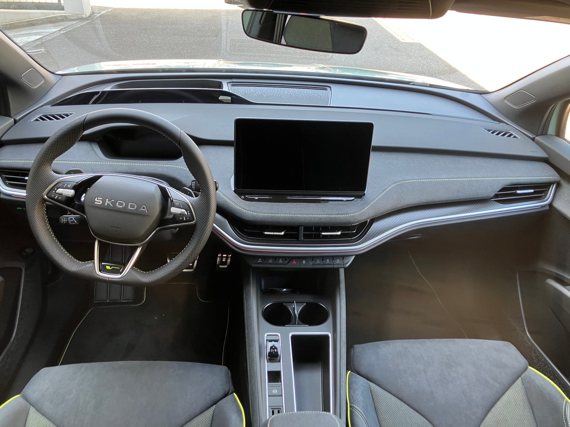 SKODA Elroq RS 4x4-image-8