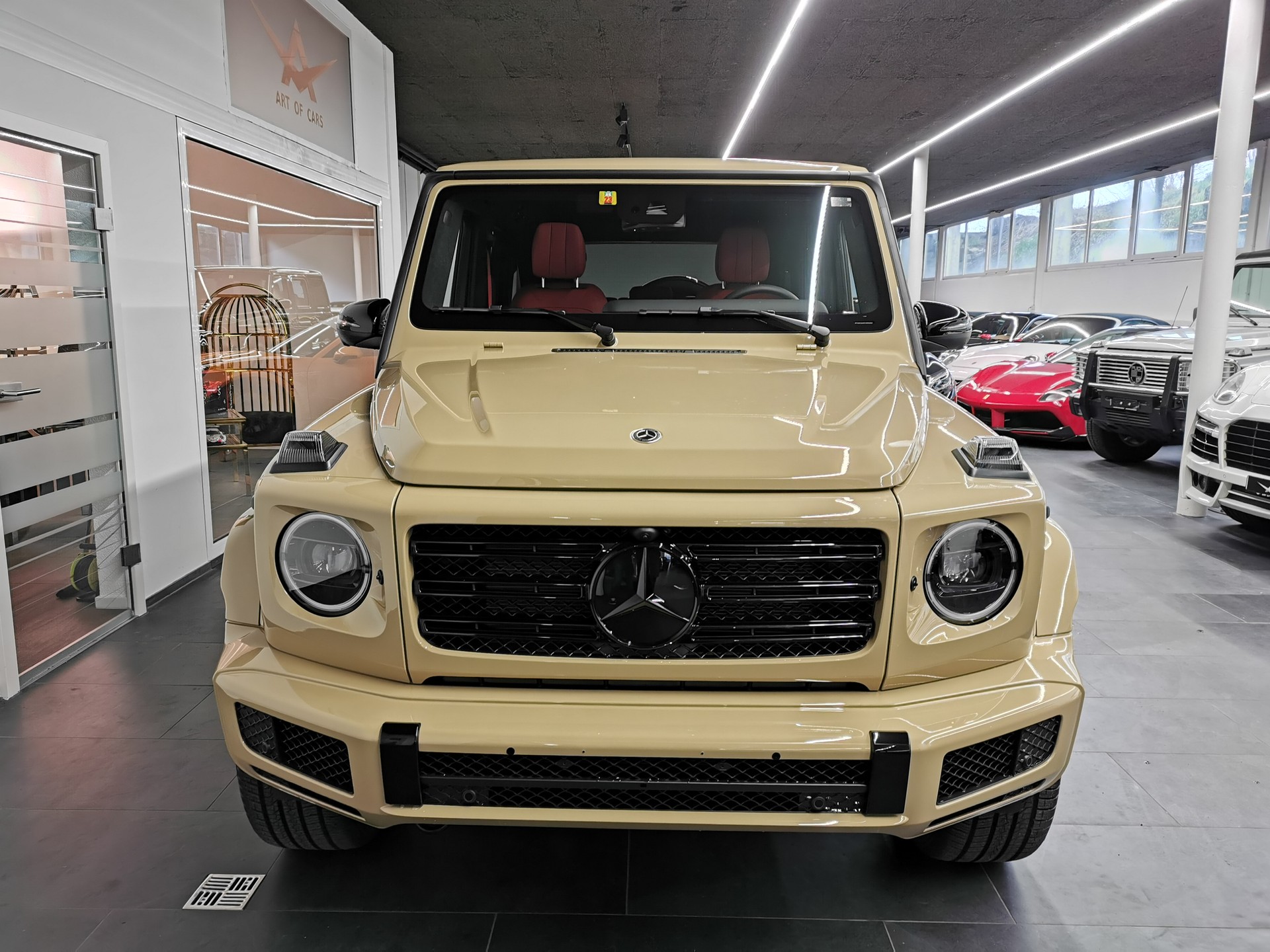 MERCEDES-BENZ G 500 AMG Line 9G-Tronic WÜSTENSAND EXKLUSIVE MANUFAKTUR FINAL EDITION V8 ULTIMATE CARBON DESIGNO VOLL STANDHEIZUNG-image-3