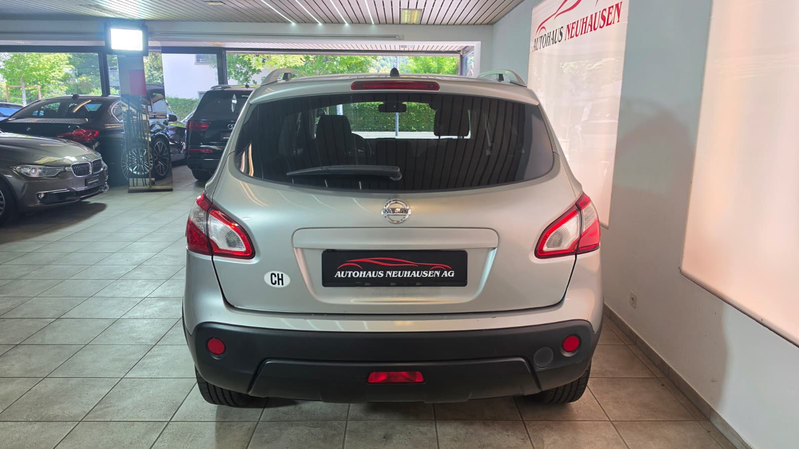 NISSAN Qashqai 2.0 4WD acenta XTronic CVT, Schweizer Fahrzeug, Frisch ab MFK und Frisch ab Service, 8-fach Bereift-image-13