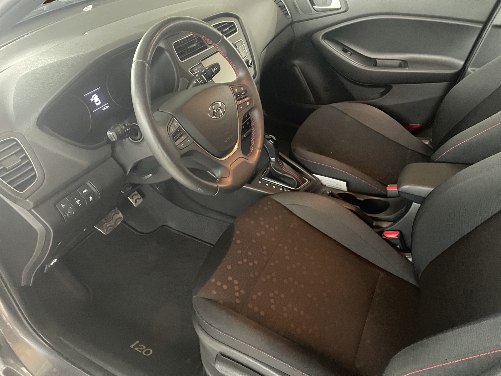 HYUNDAI i20 1.0 T-GDi 120 Amplia-image-5