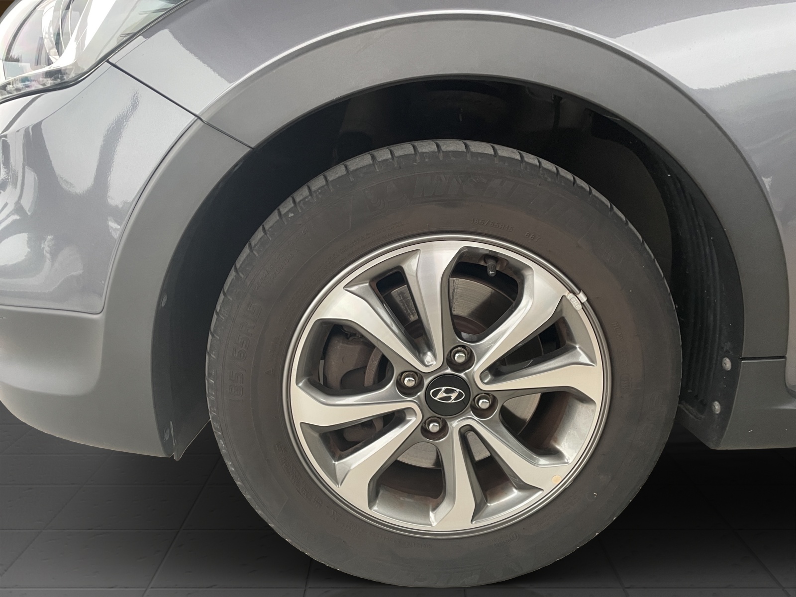 HYUNDAI i20 1.0 T-GDi 120 Amplia-image-13