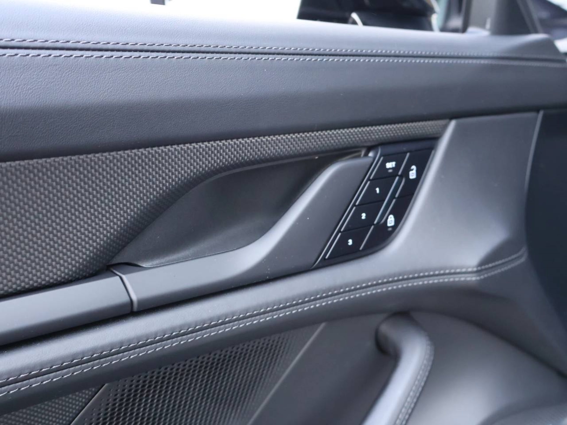 PORSCHE Taycan GTS Sport Turismo-image-34