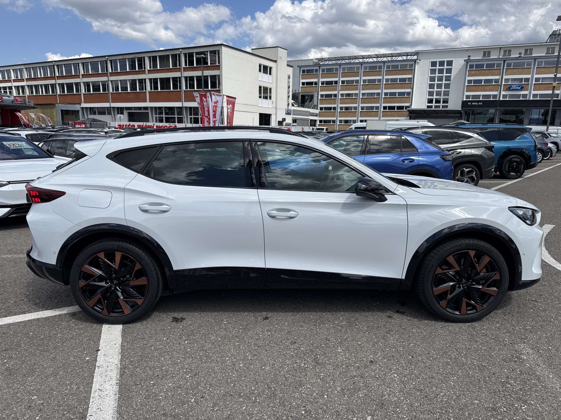 CUPRA Formentor 2.0 TSi Extreme 333PS 4Drive DSG-Automat-image-10