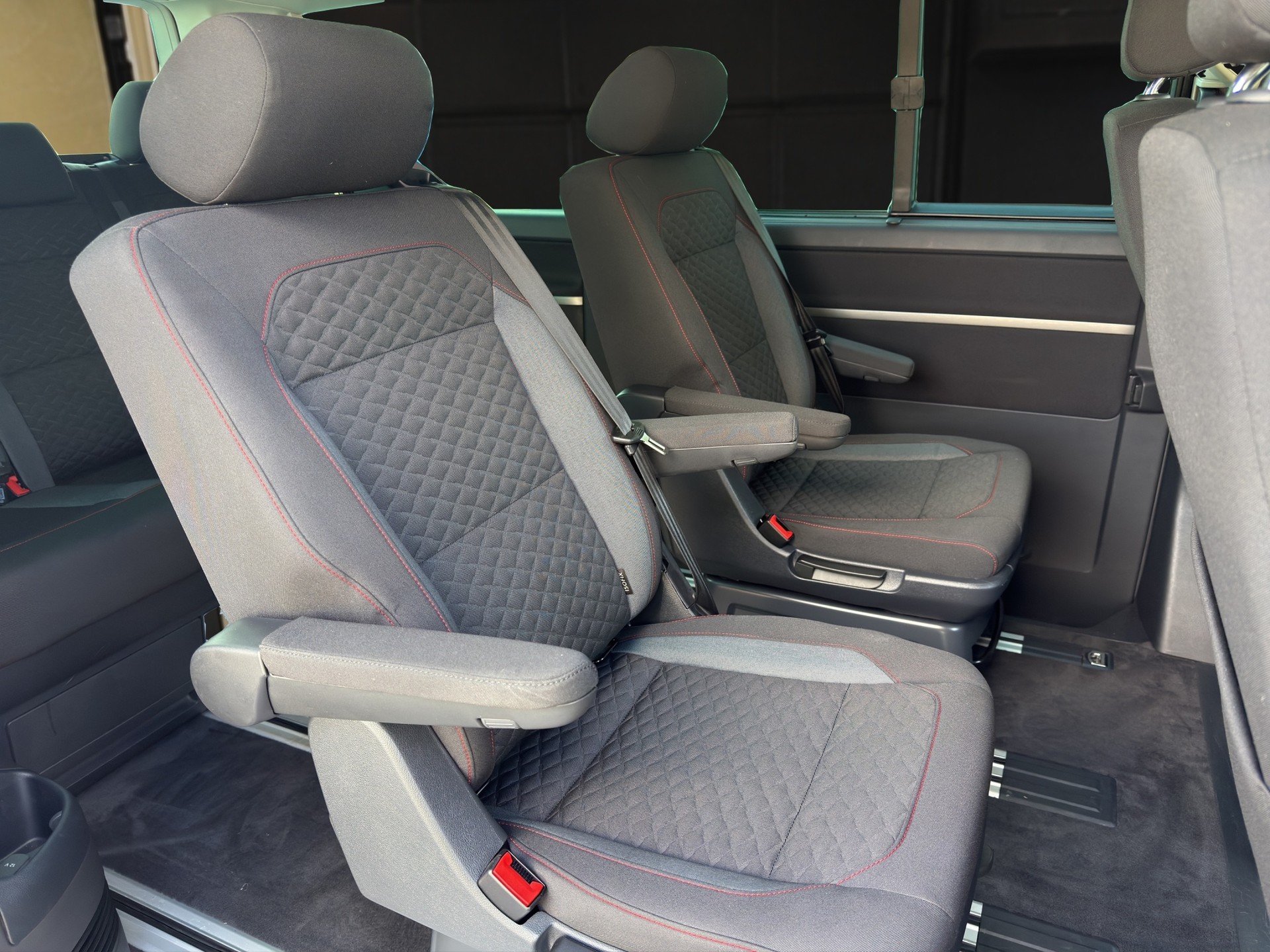 VW T6 Multivan 2.0 TDI 199 Comfortline DSG 4m-image-12