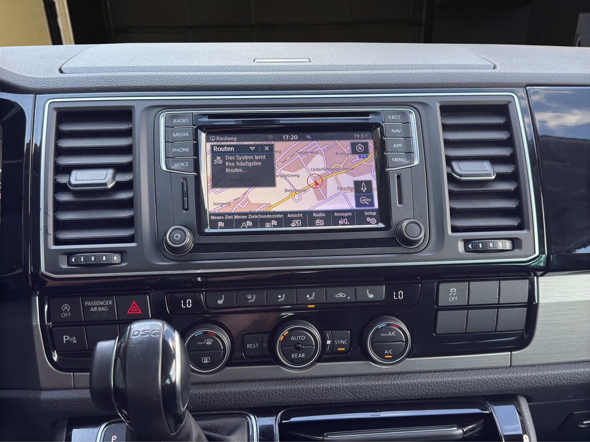 VW T6 Multivan 2.0 TDI 199 Comfortline DSG 4m-image-15