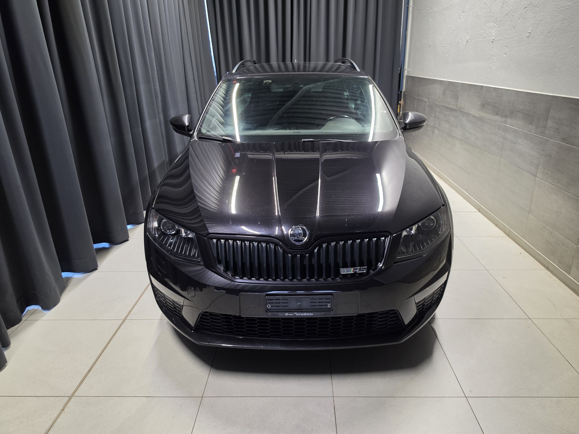 SKODA Octavia Combi 2.0 TSI RS(50)(M)-image-1