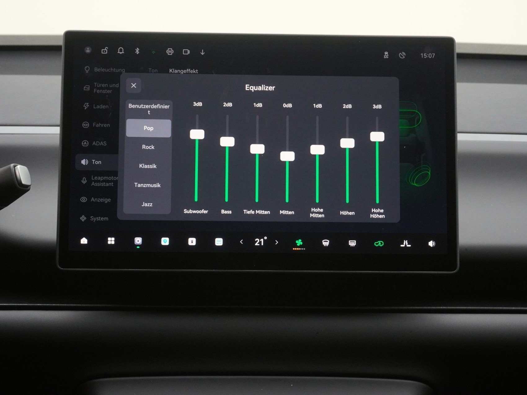 LEAPMOTOR C10 Design Pro MAX AWD-image-19