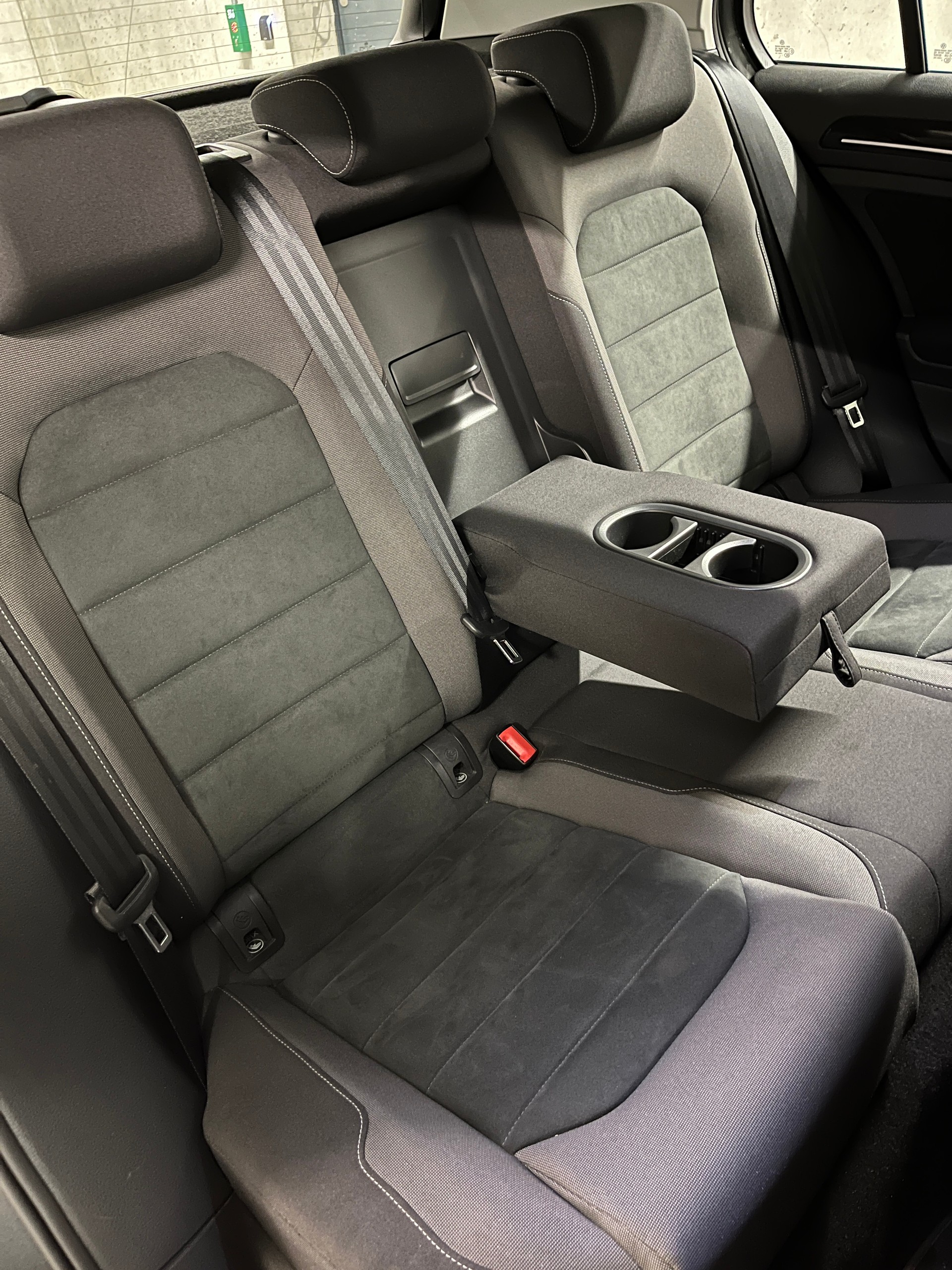 VW Golf 1.5 TSI EVO Highline DSG-image-18