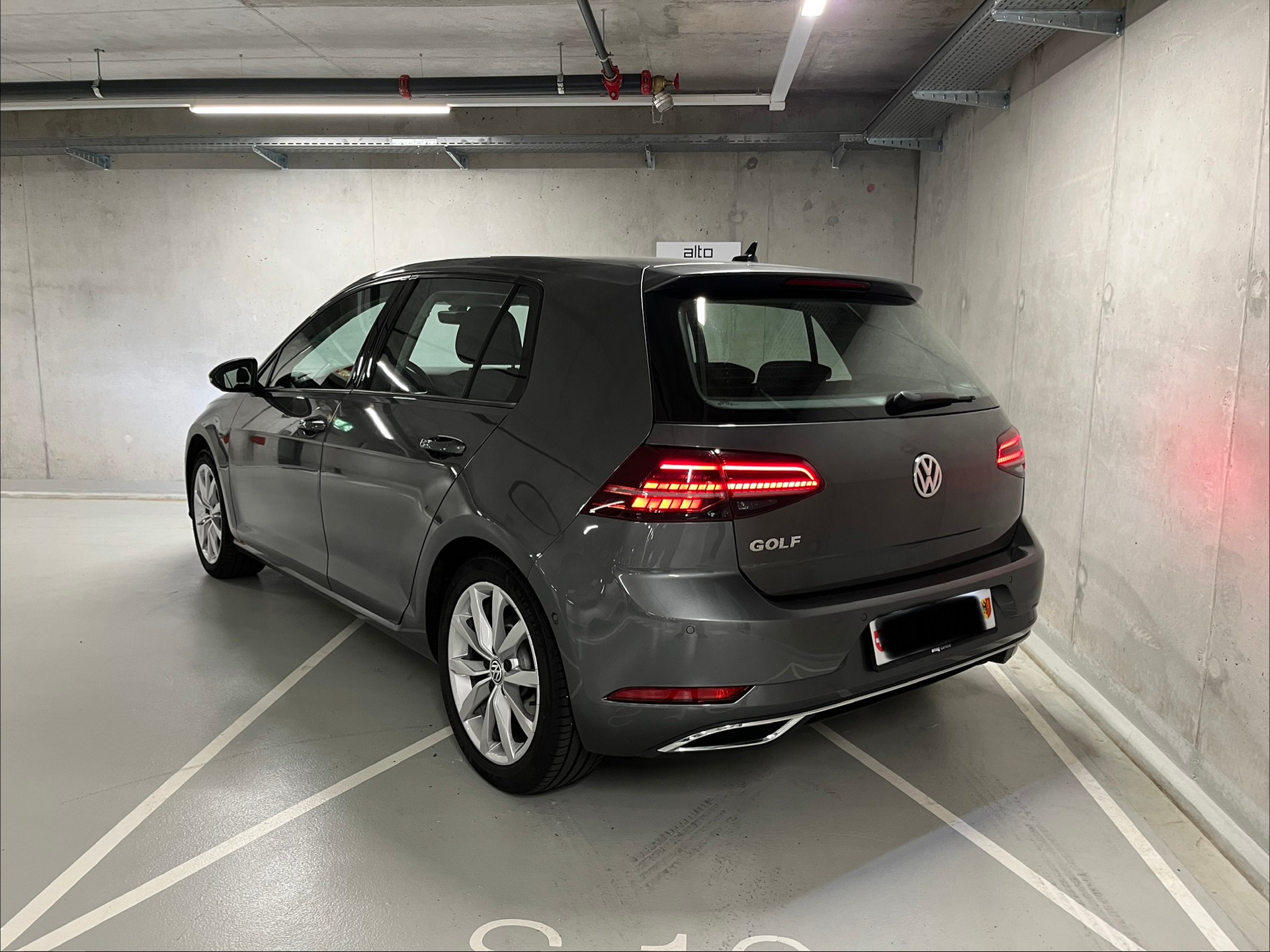VW Golf 1.5 TSI EVO Highline DSG-image-2