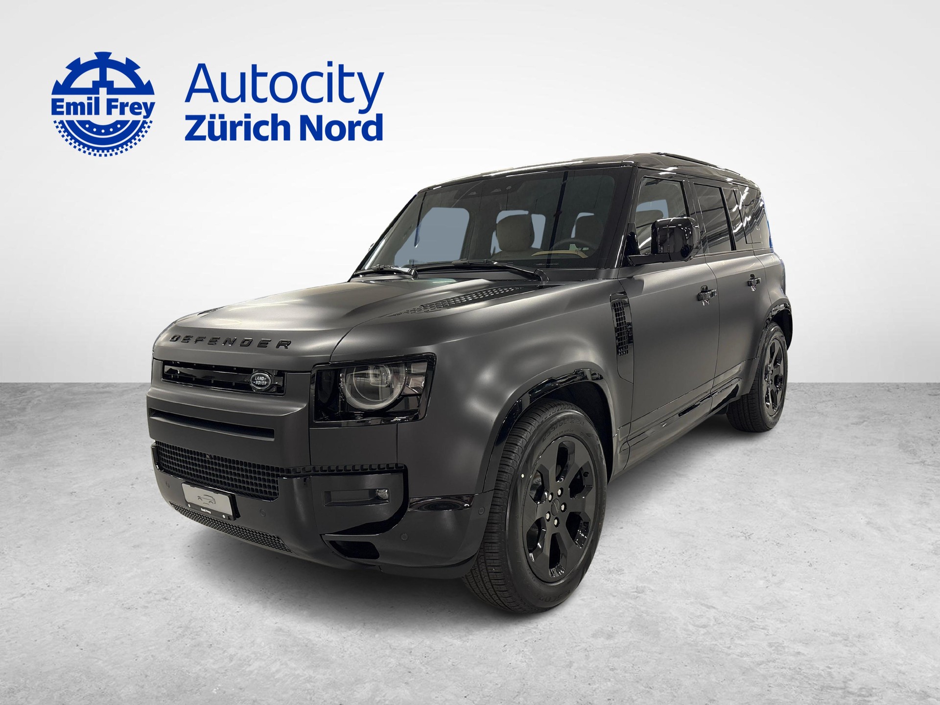 LAND ROVER Defender 110 3.0 D I6 250 X-Dynamic SE