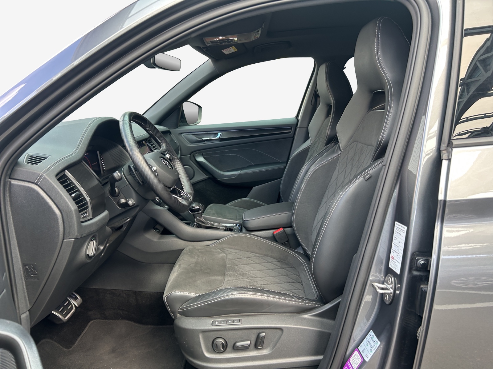 SKODA Kodiaq 2.0 TSI 4x4 SportLine-image-7