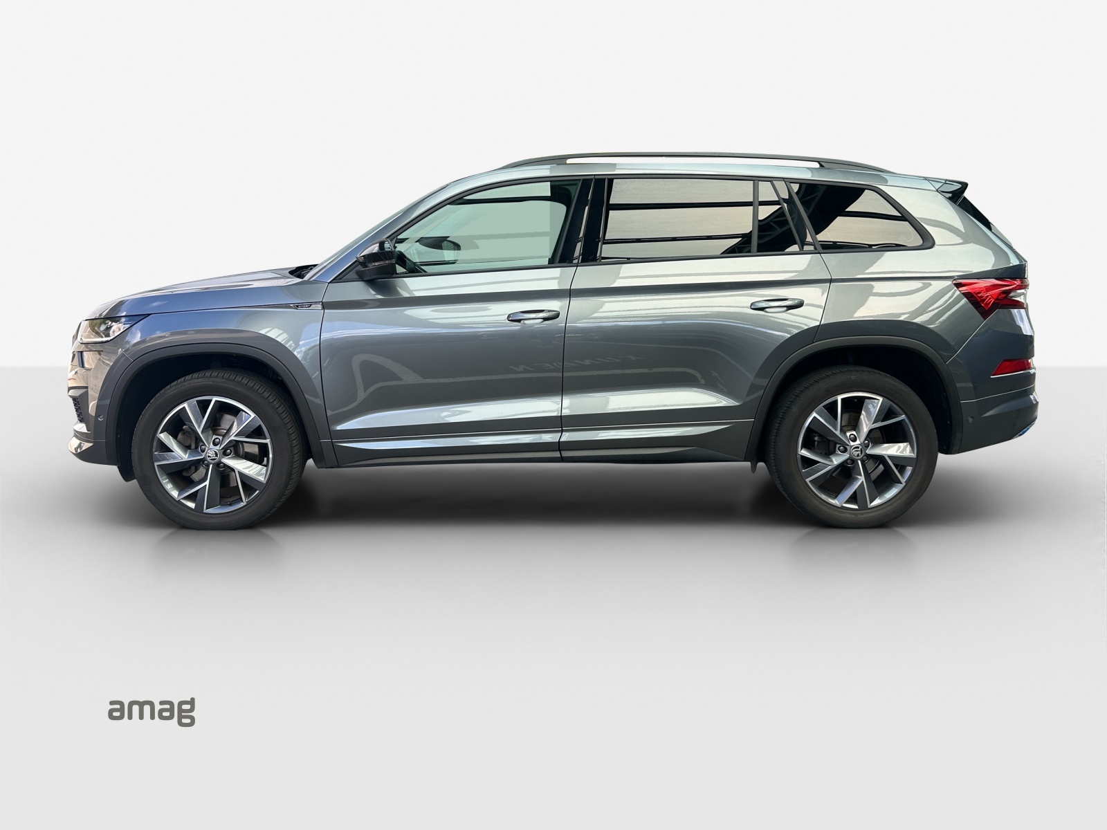 SKODA Kodiaq 2.0 TSI 4x4 SportLine-image-1