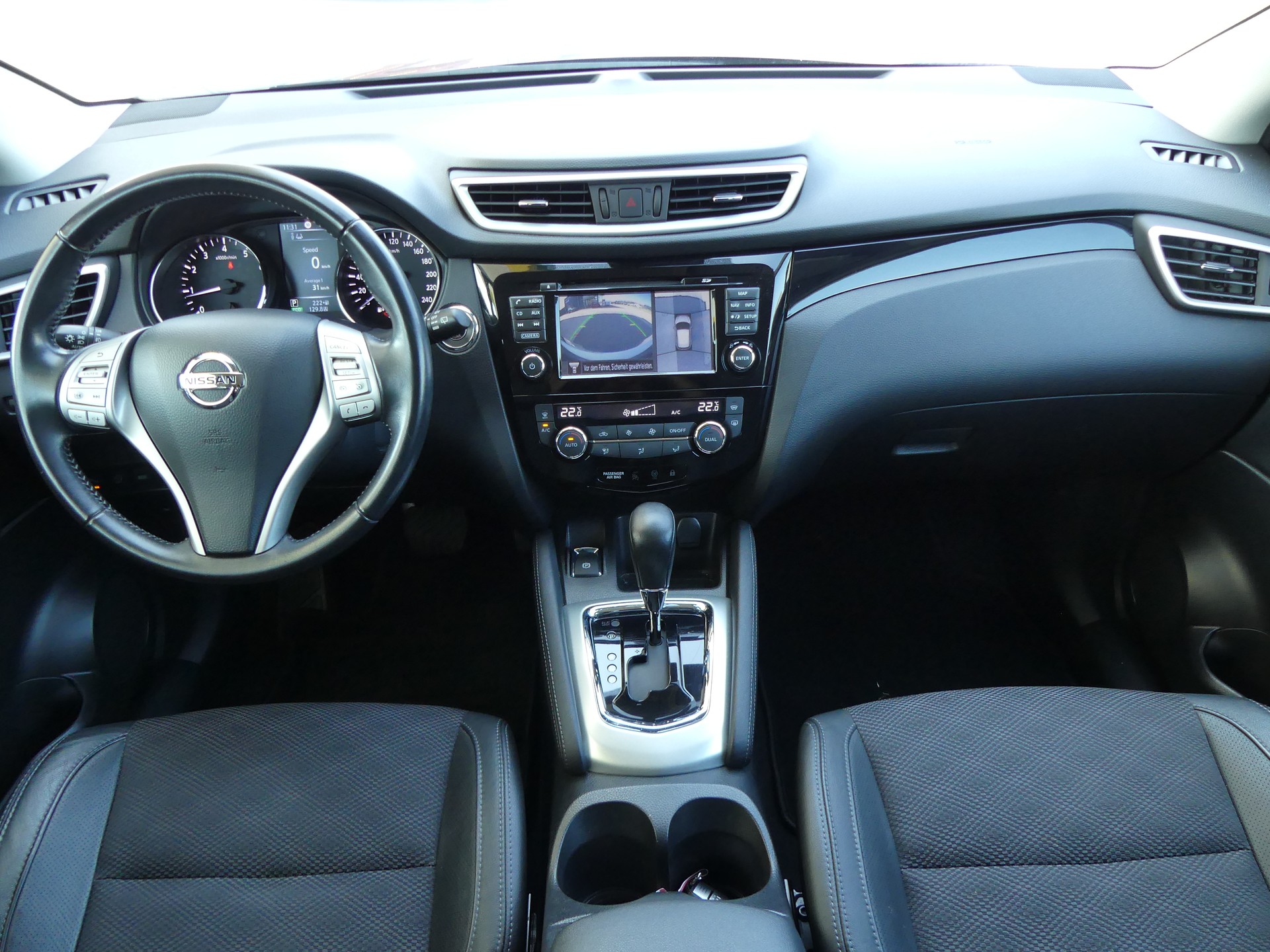 NISSAN Qashqai 1.2 DIG-T tekna Xtronic CVT-image-12