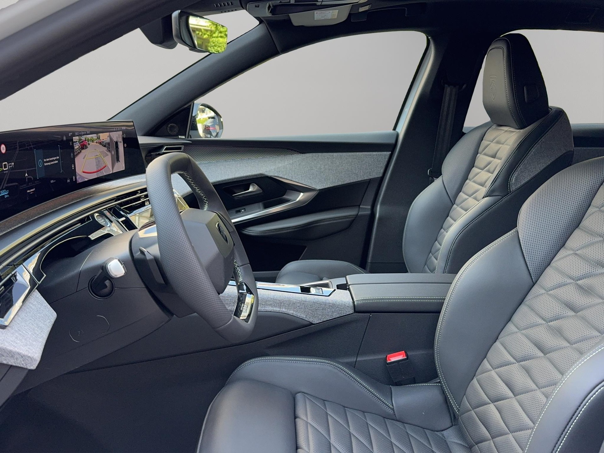 PEUGEOT 3008 e-GT-image-5