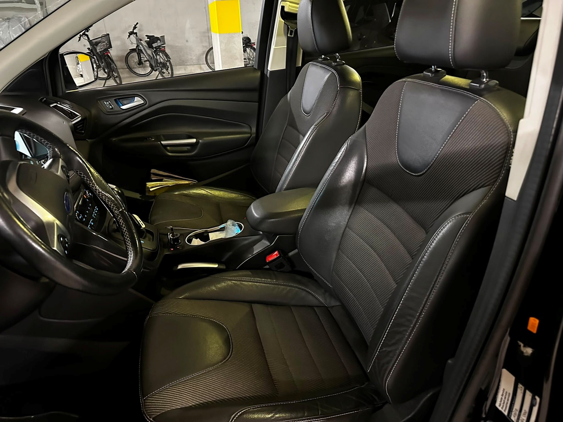 FORD 2.0 TDCi 180 Titanium S FPS-image-2