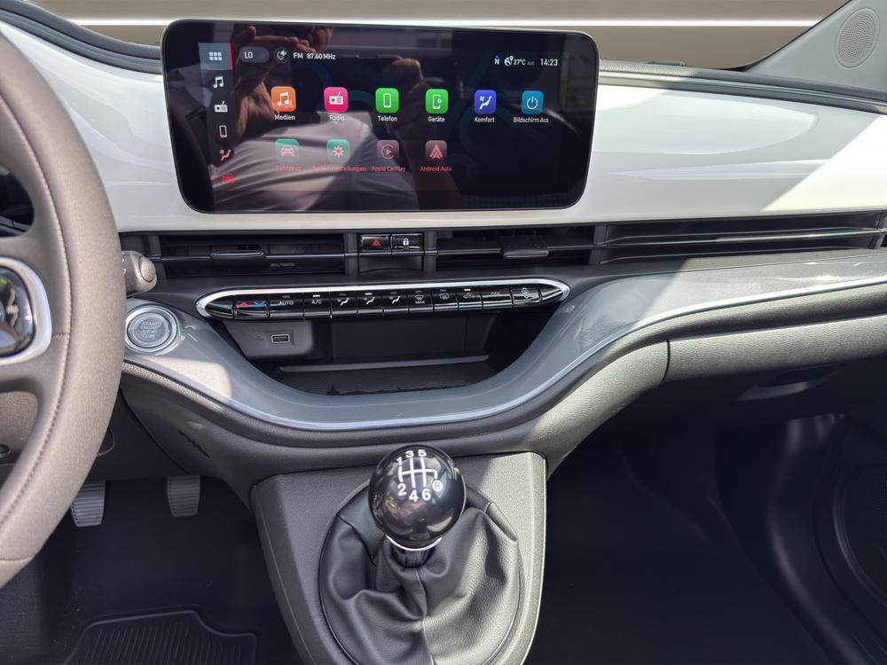FIAT 500 Cabrio 1.0 Hybrid-image-10