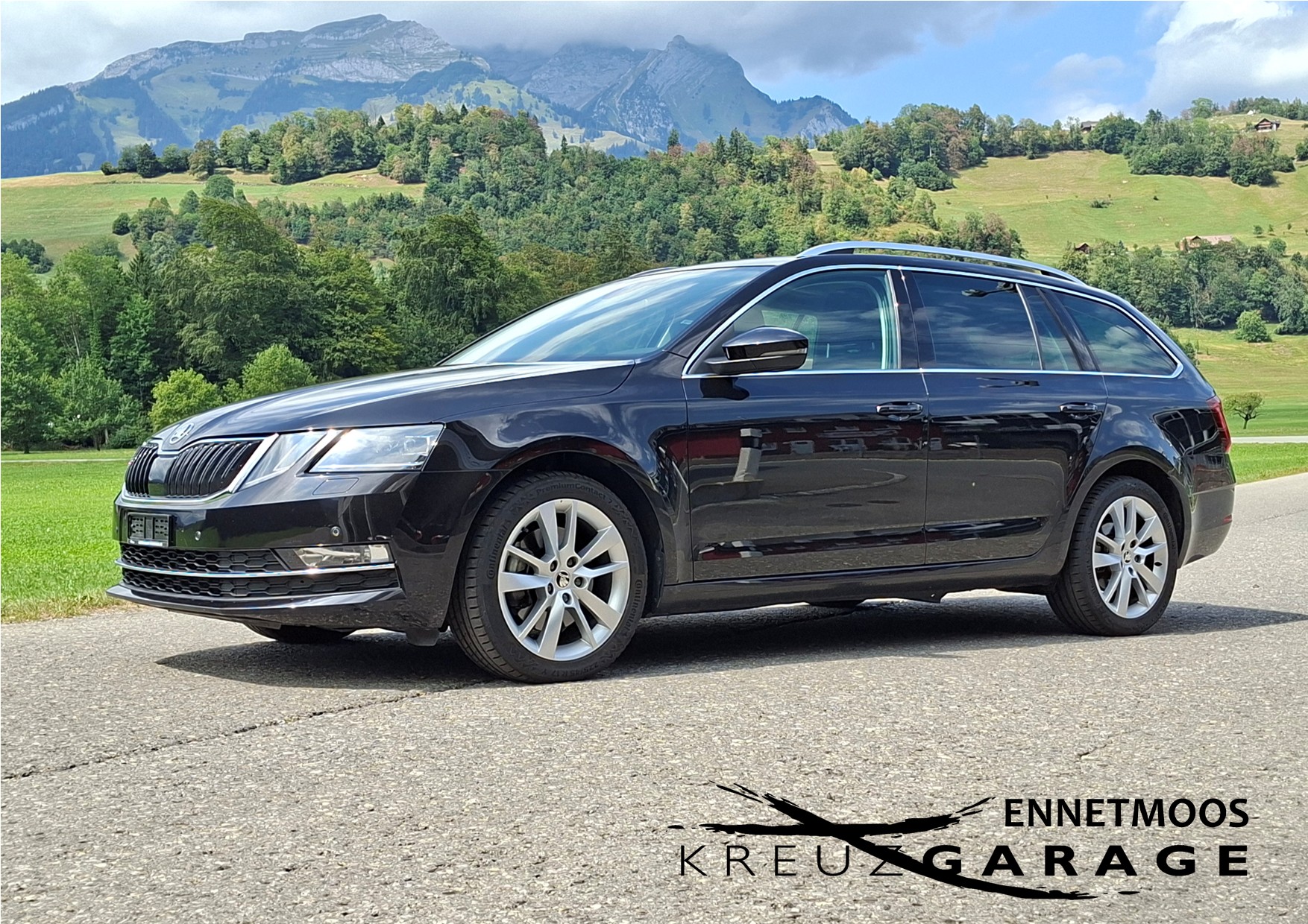 SKODA Octavia Combi 2.0 TSI Style 4x4 DSG *8-fach bereift+Anhängerkupplung*-image-1