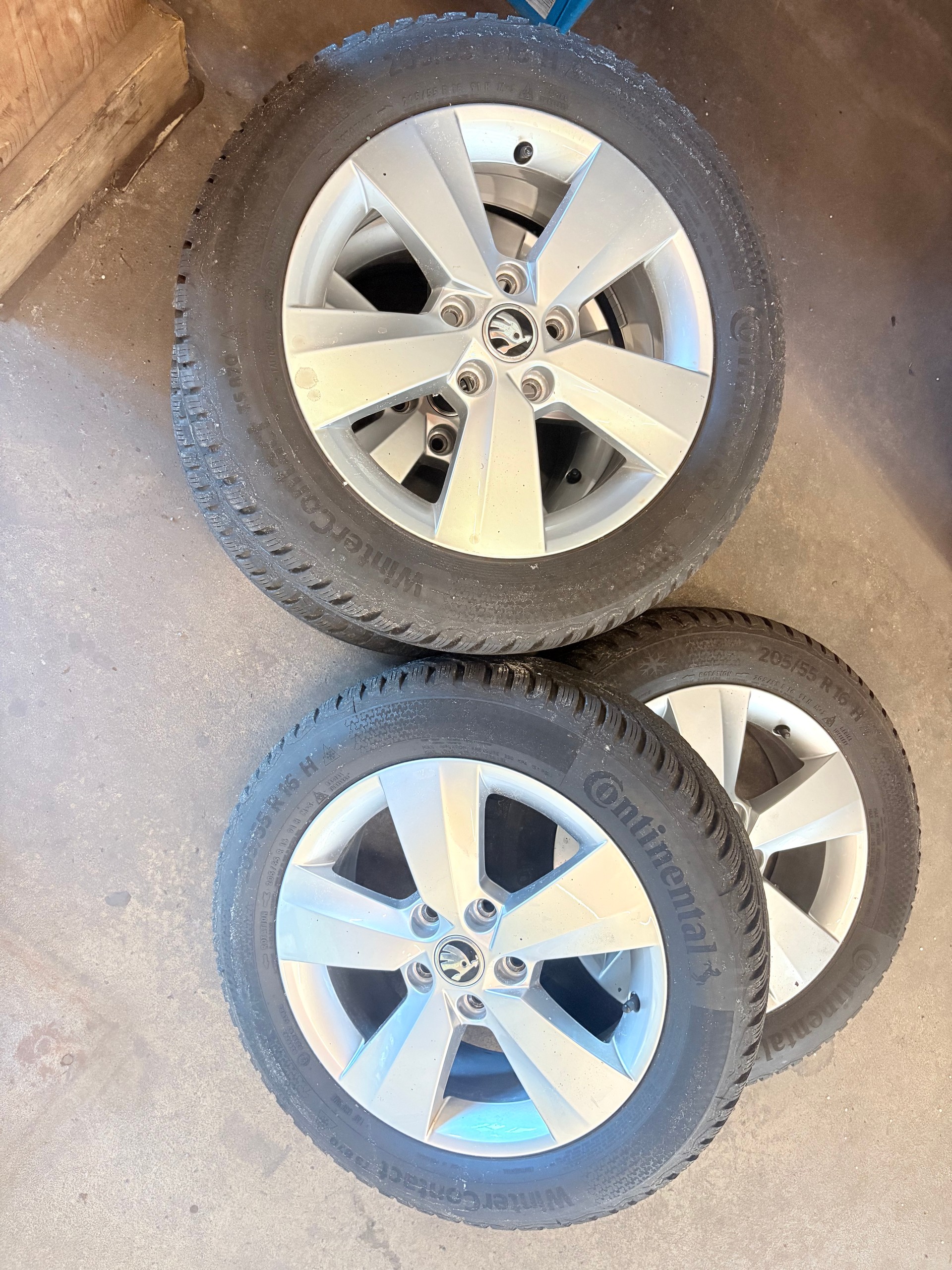 SKODA Octavia Combi 2.0 TSI Style 4x4 DSG *8-fach bereift+Anhängerkupplung*-image-15