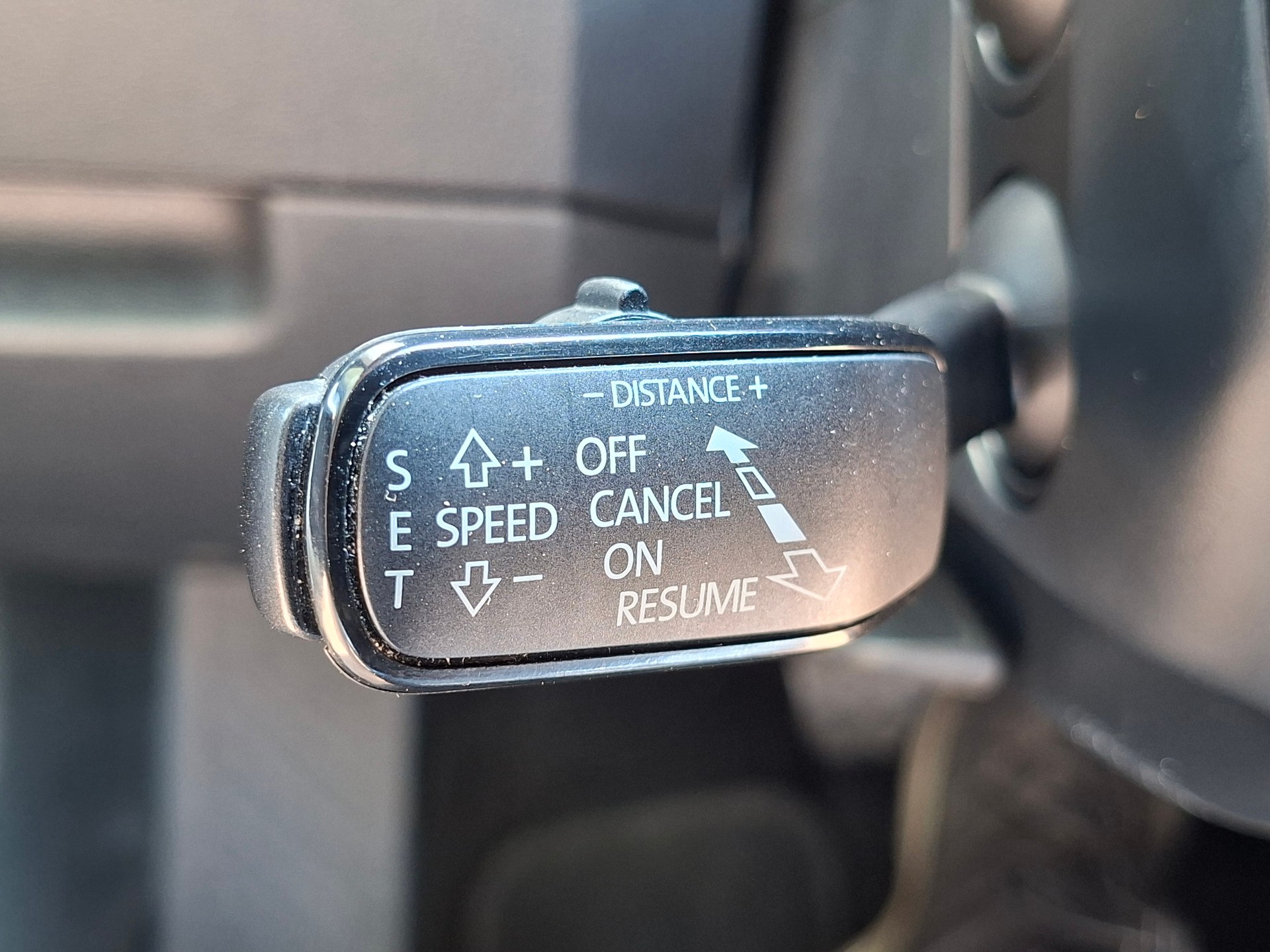 SKODA Octavia Combi 2.0 TSI Style 4x4 DSG *8-fach bereift+Anhängerkupplung*-image-13