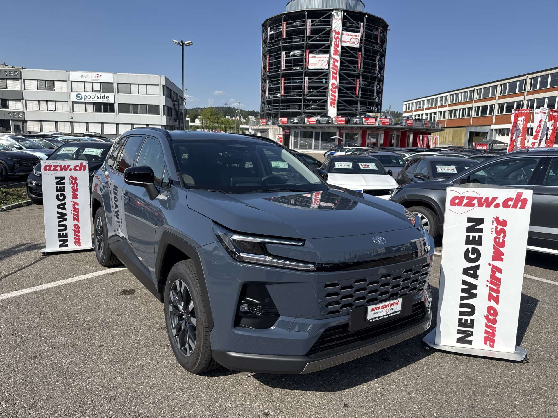 TOYOTA RAV-4 2.5 HSD Trend e-CVT AWD NEUES MODELL Automat
