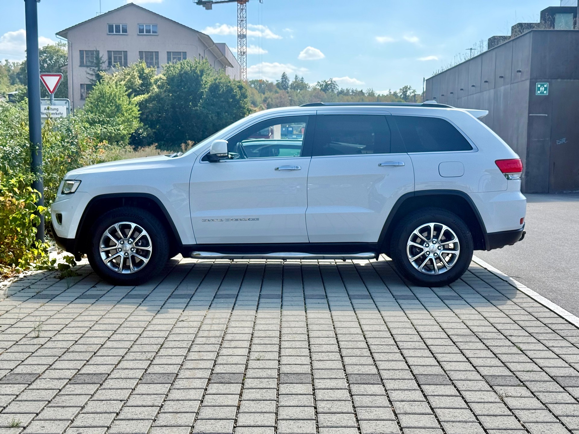 JEEP Grand Cherokee 3.0 CRD Limited Automatic-image-1