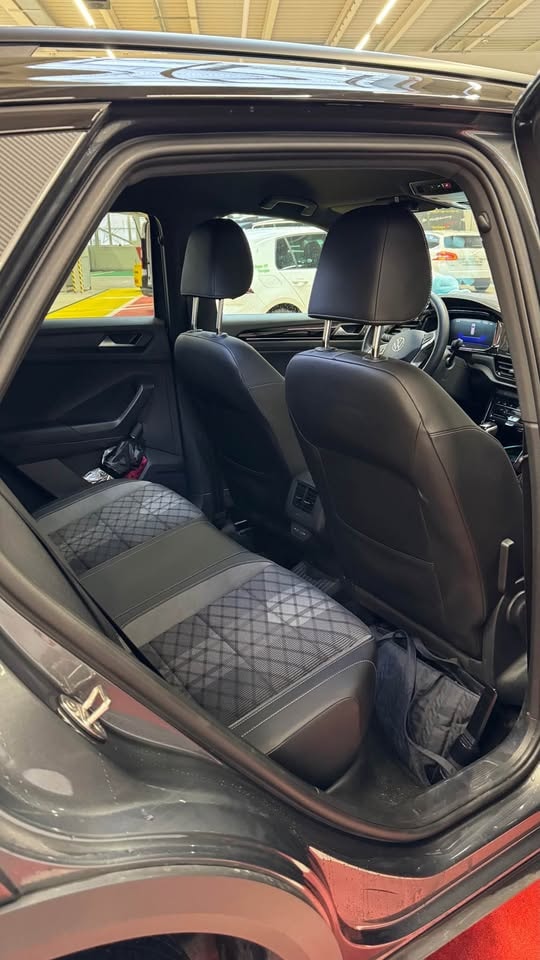 VW 1.5 TSI R-Line DSG-image-4