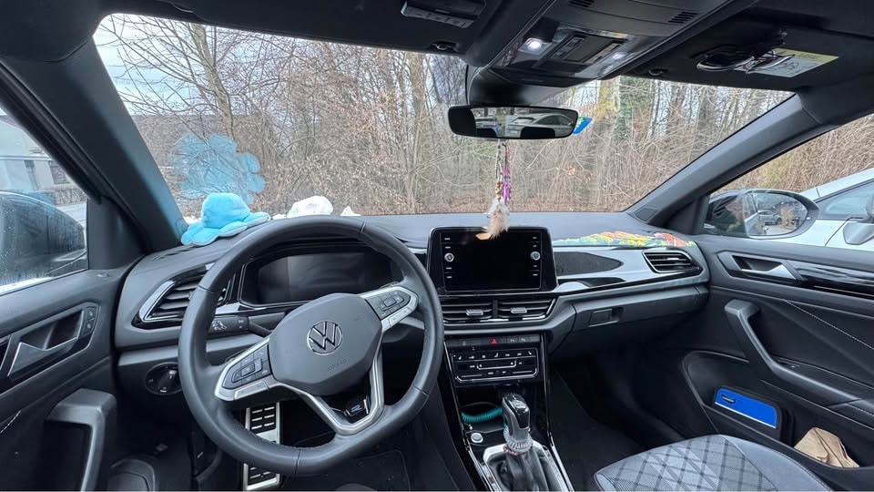 VW 1.5 TSI R-Line DSG-image-3