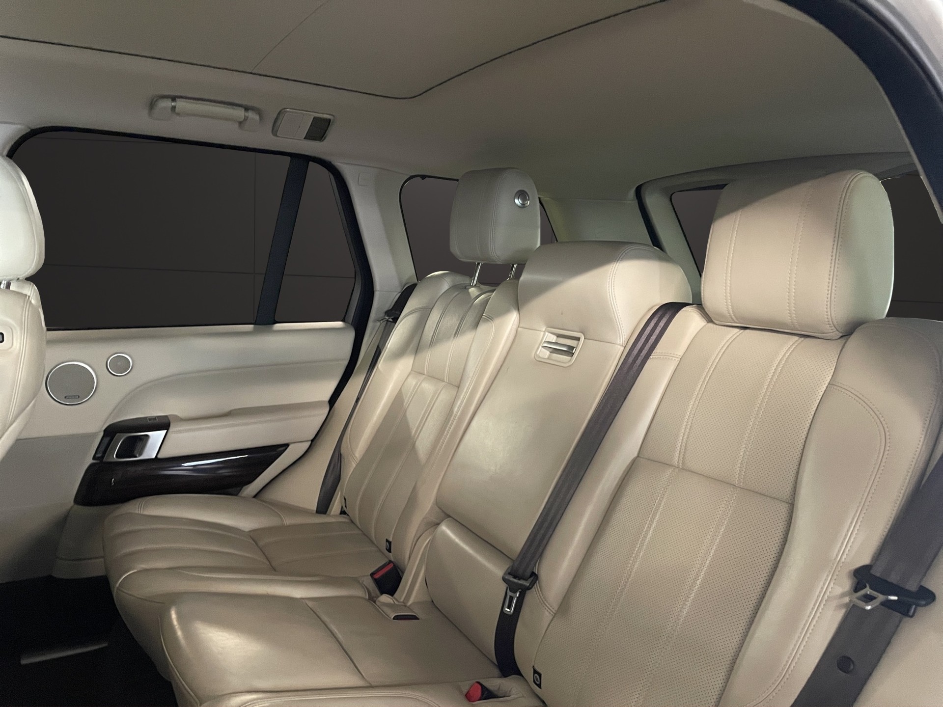 LAND ROVER Range Rover 3.0 TDV6 Vogue Automatic-image-11