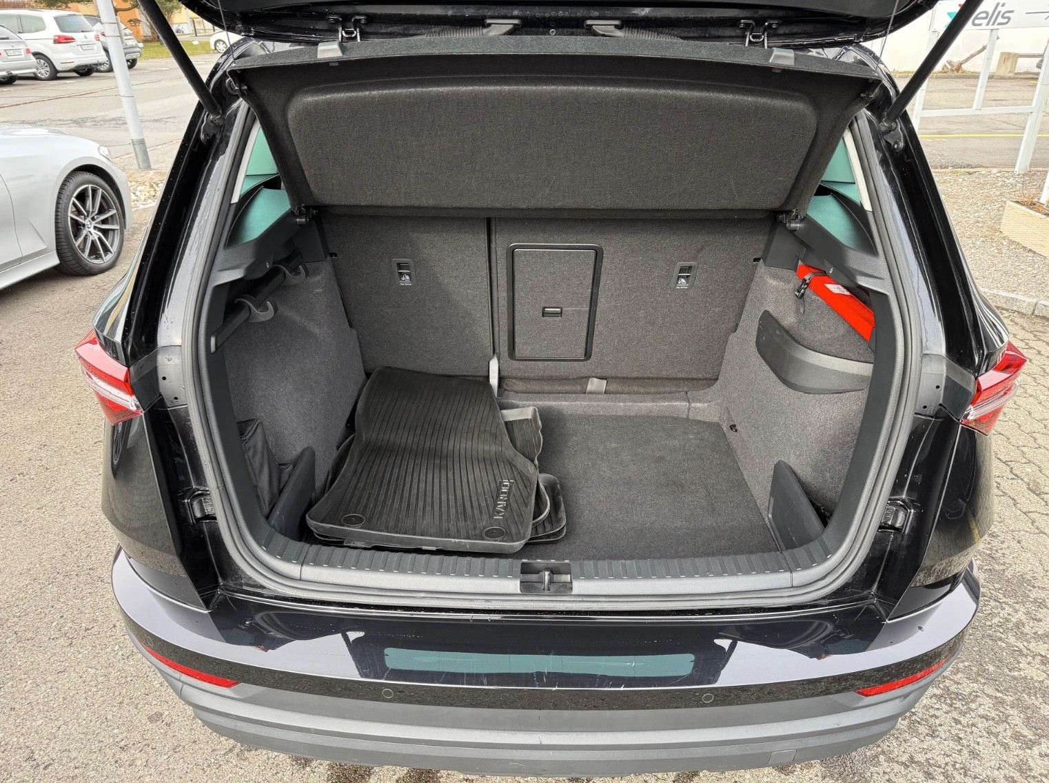 SKODA Karoq 2.0 TDI Ambition 4x4 DSG-image-11