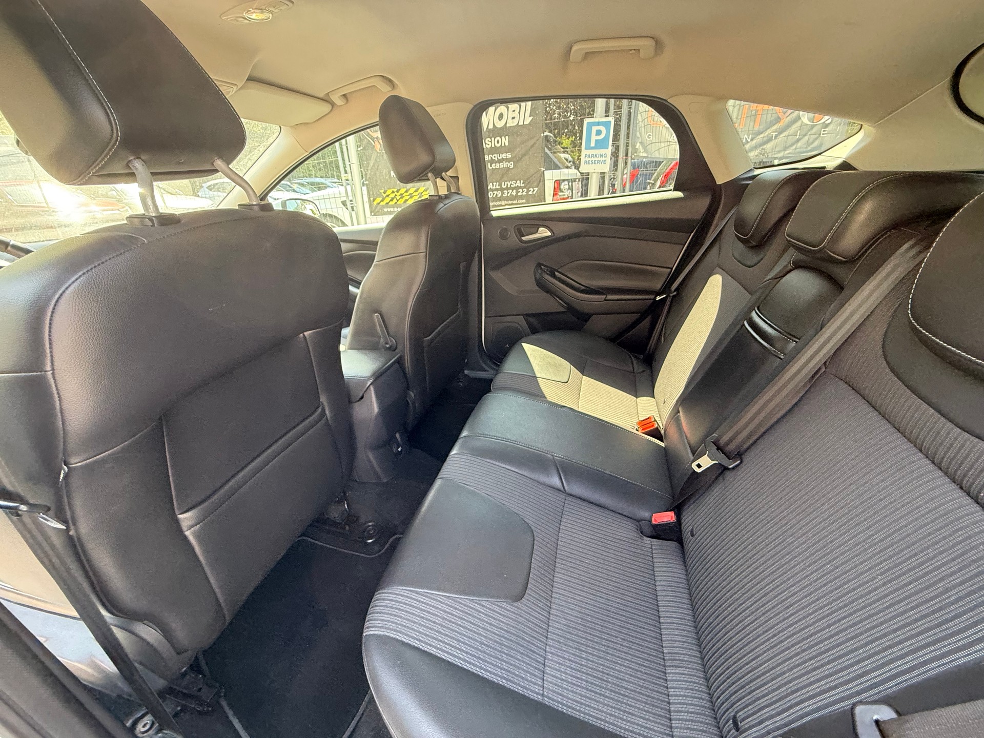 FORD Focus 1.6 TDCi Titanium-image-9