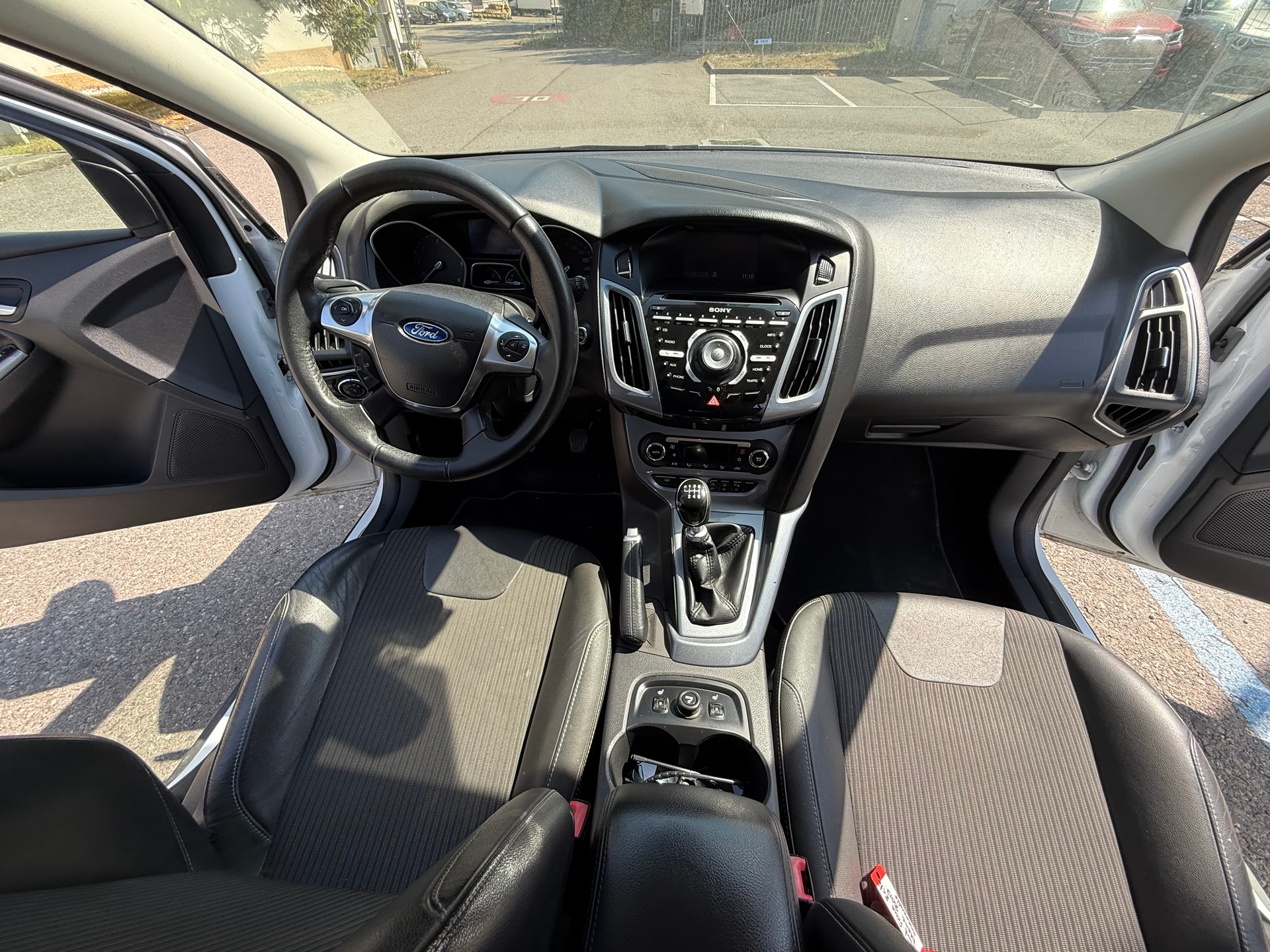 FORD Focus 1.6 TDCi Titanium-image-22