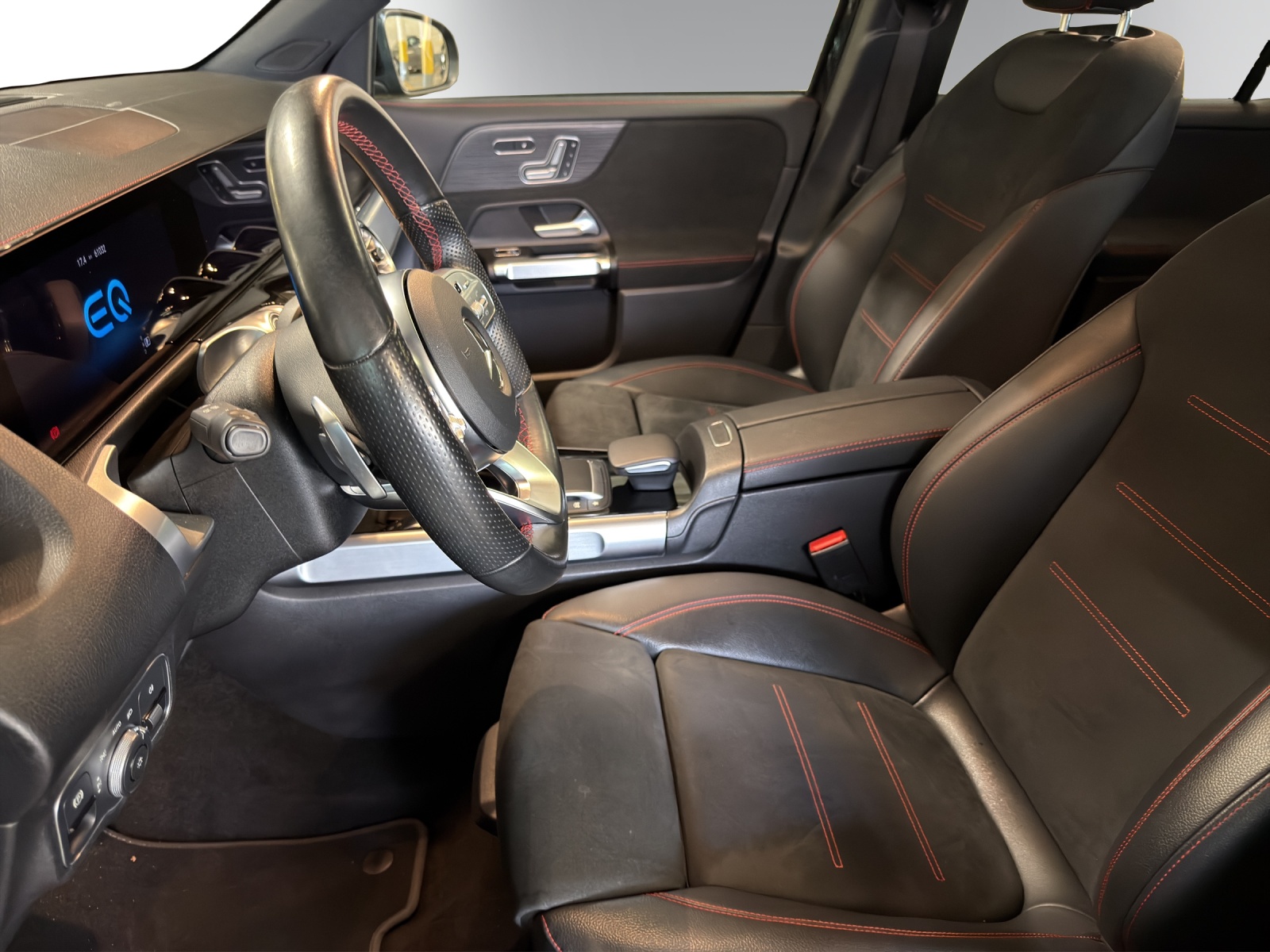 Image MERCEDES-BENZ EQB-350 EQB 350 AMG Line 4Matic