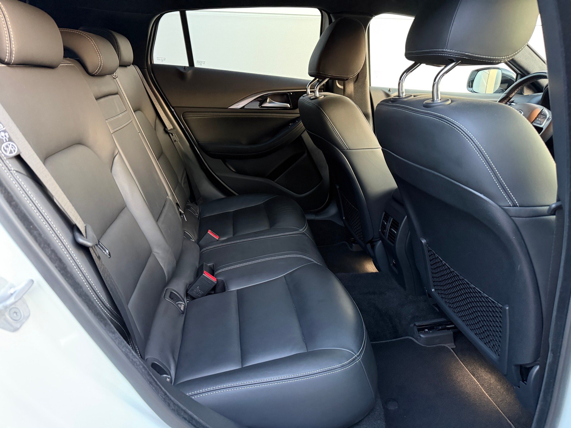 INFINITI QX30 2.2d Premium Tech DCT AWD-image-11
