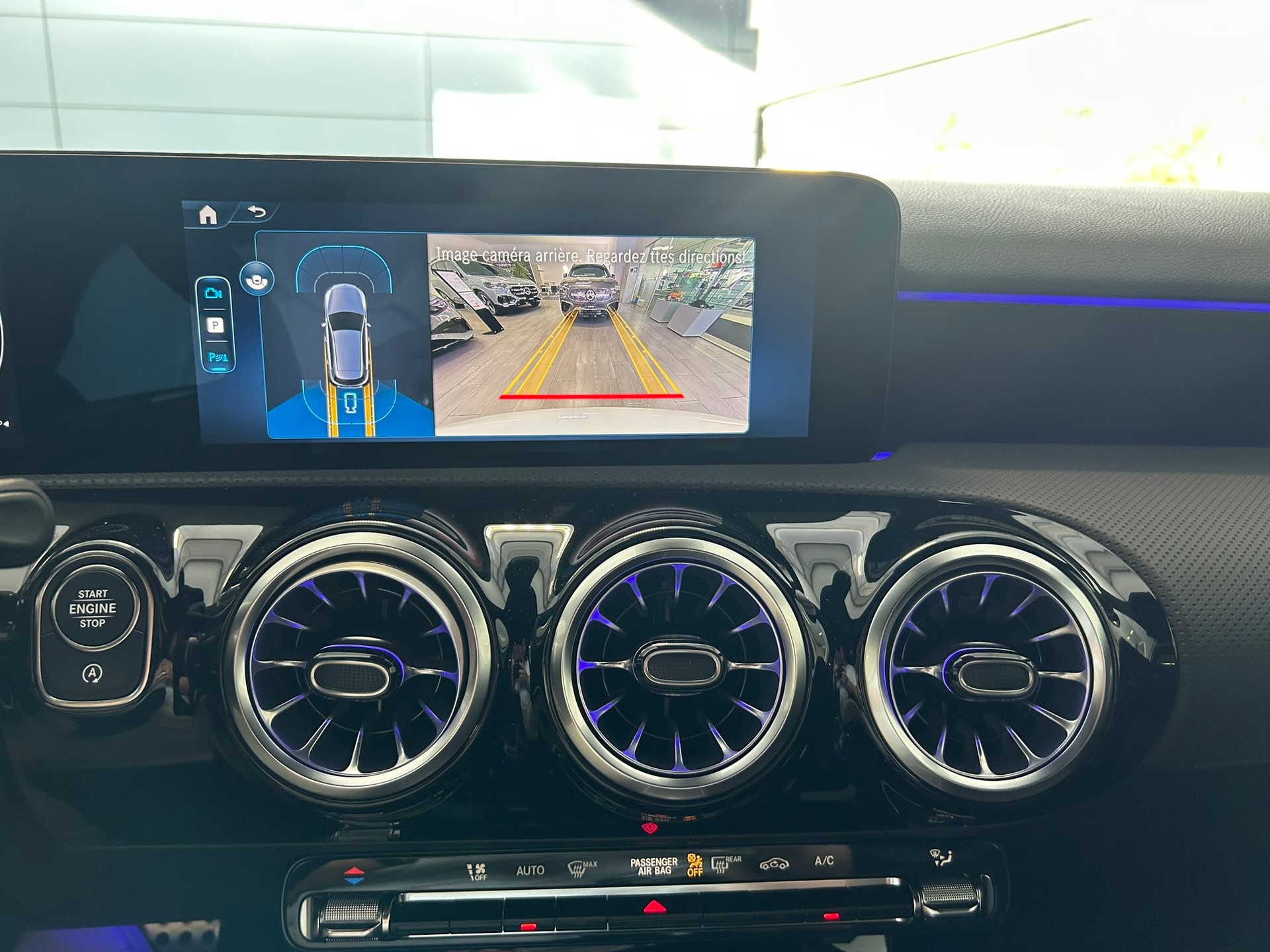 MERCEDES-BENZ A 200 Night Star AMG Line 7G-DCT-image-10