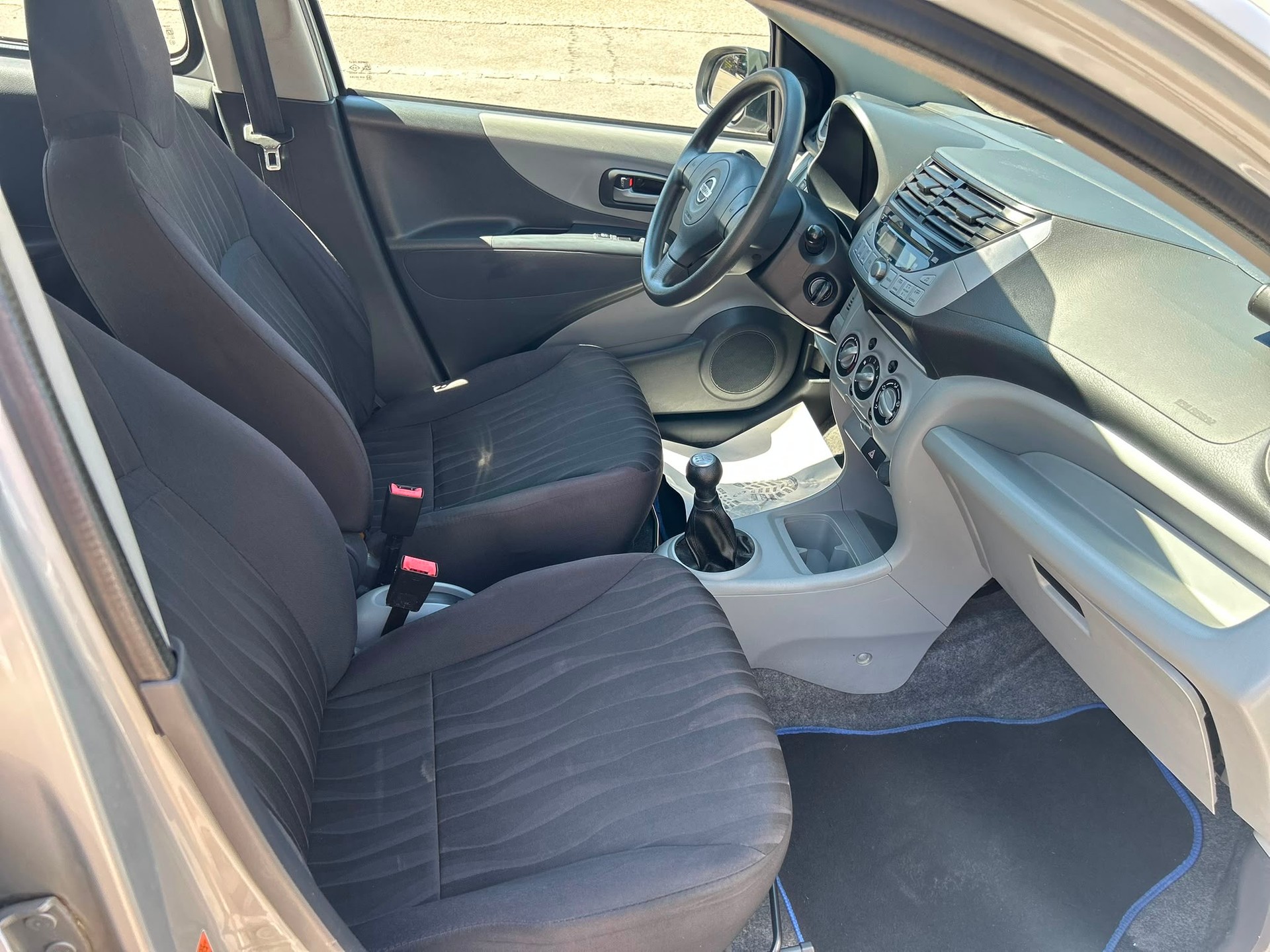 NISSAN Pixo 1.0 acenta-image-7