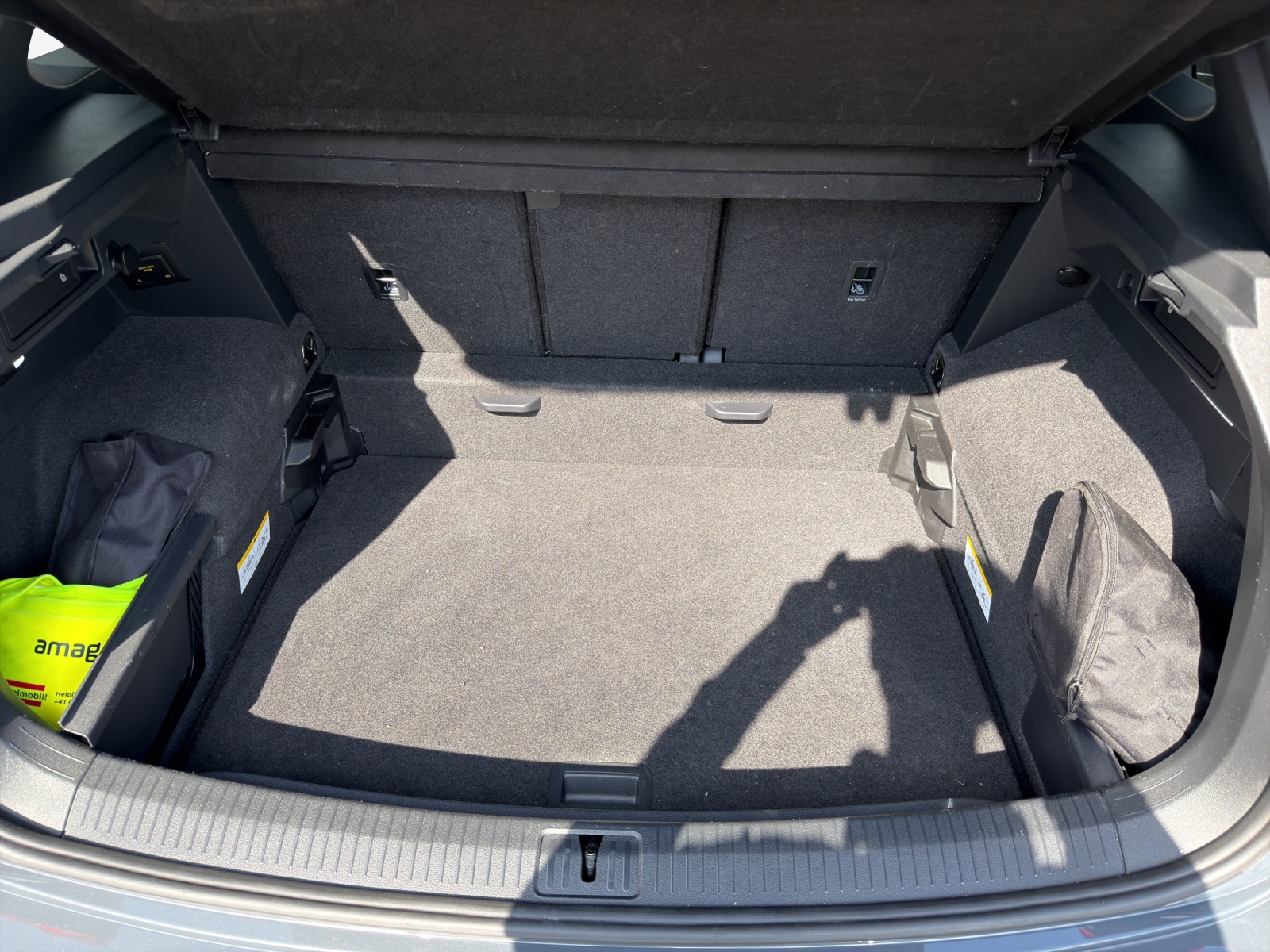VW Tiguan 2.0 TDI SCR R-Line 4Motion DSG-image-12