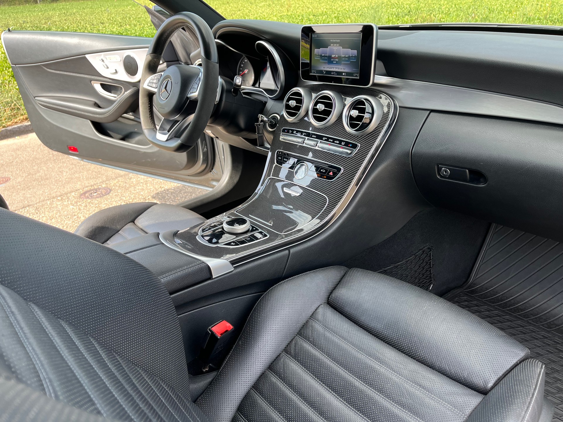 MERCEDES-BENZ C 400 Coupé AMG Line 4Matic 9G-tronic-image-14