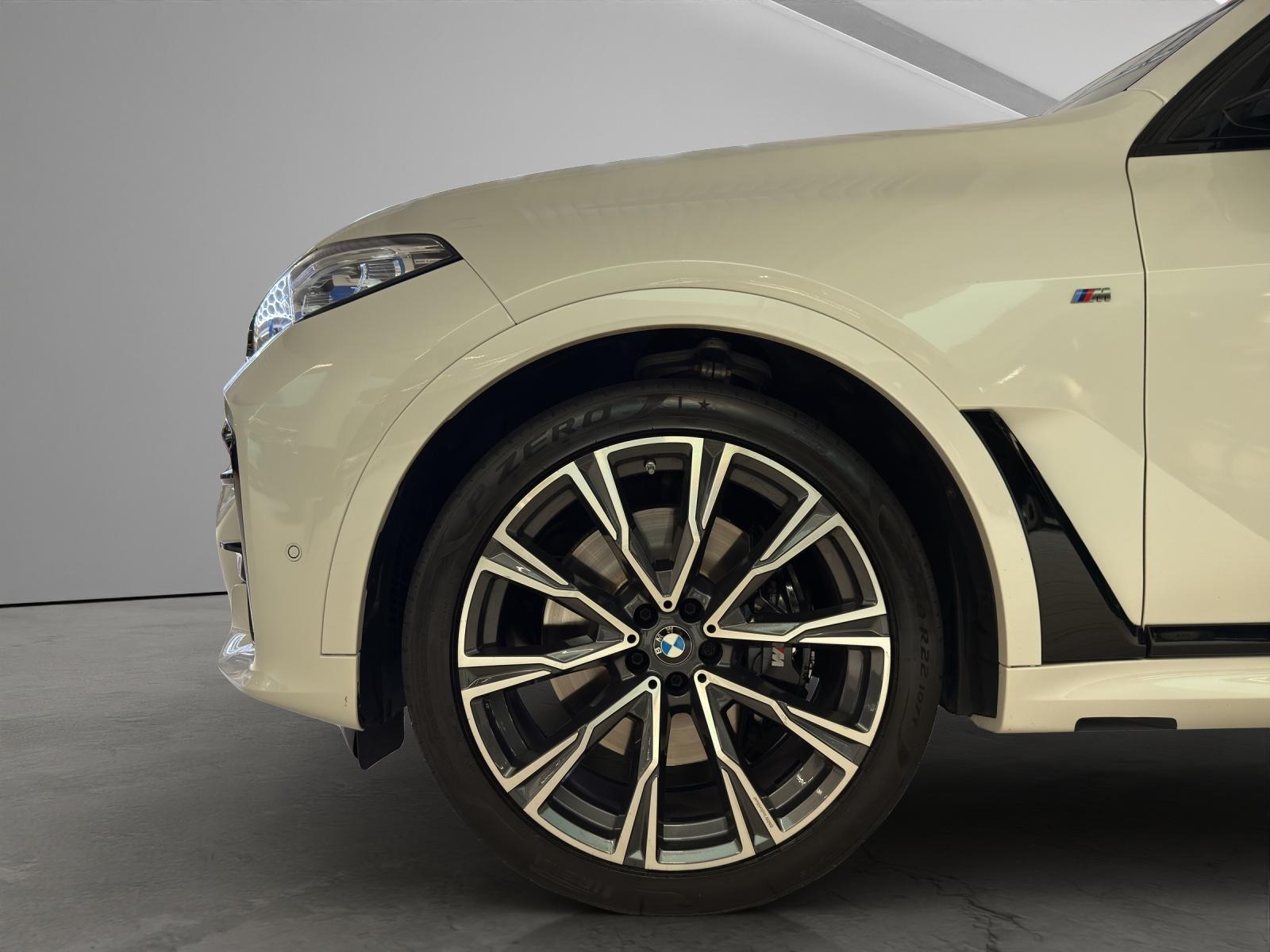 BMW X7 M50i-image-21