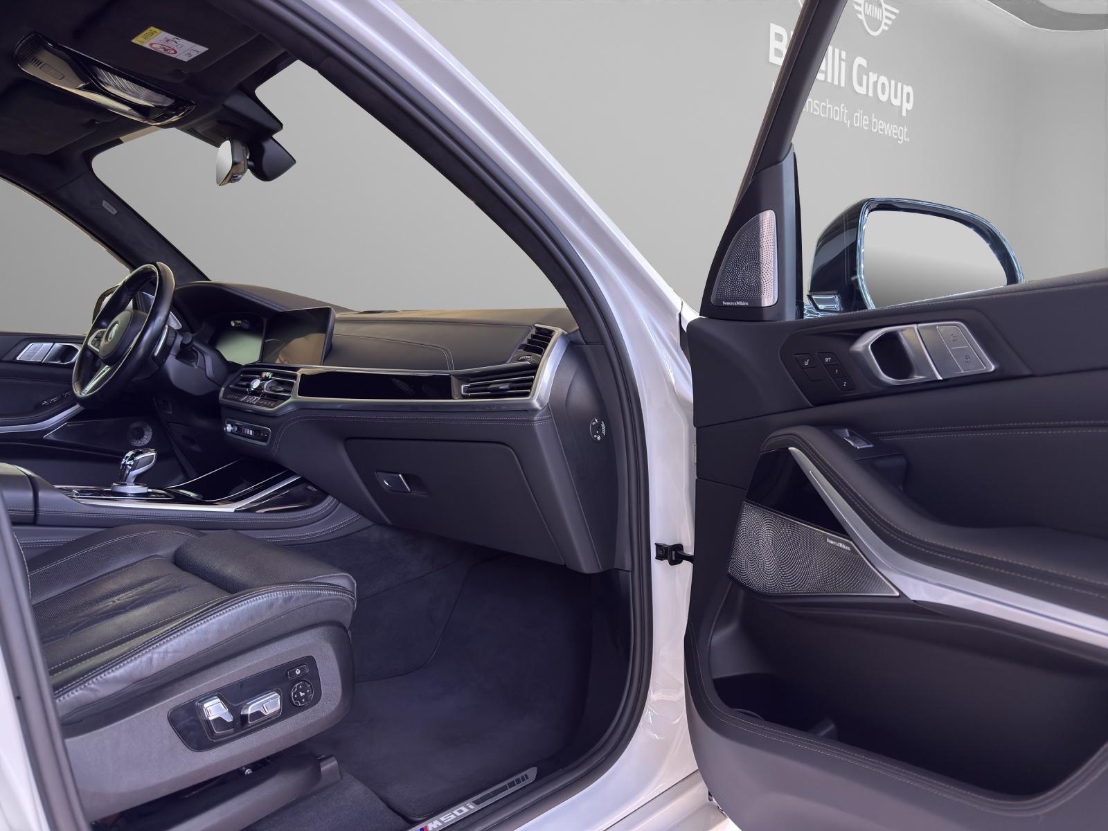 BMW X7 M50i-image-18