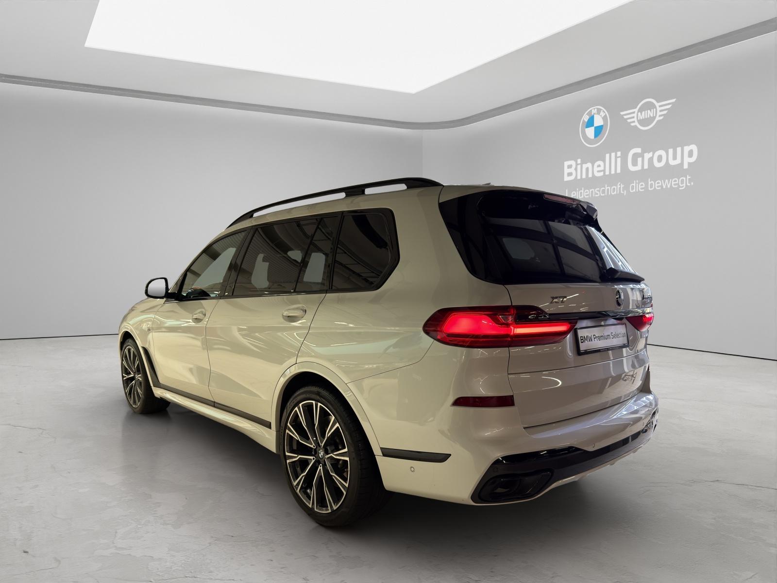 BMW X7 M50i-image-2