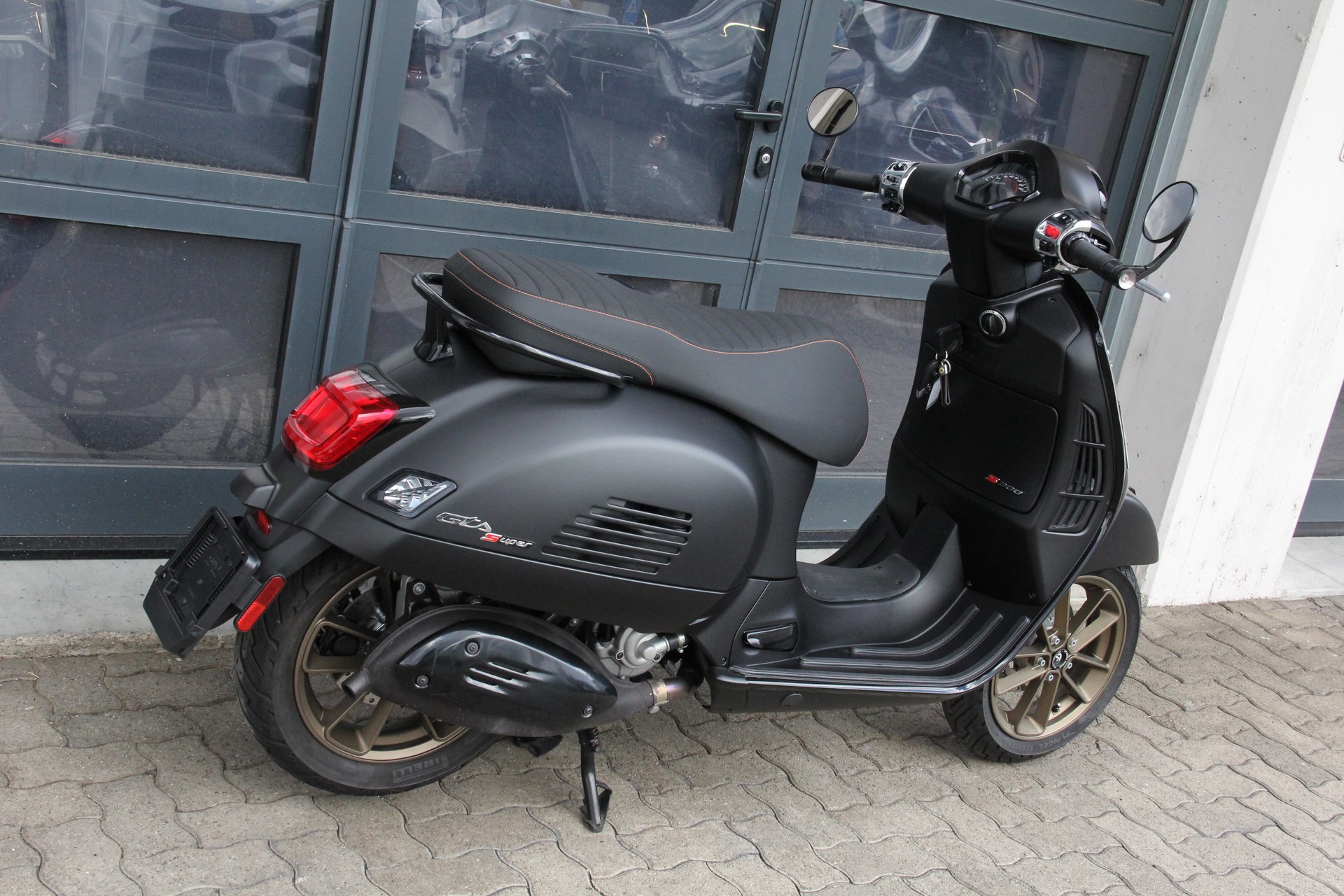 PIAGGIO Vespa GTS 300 Super Sport ABS-image-7