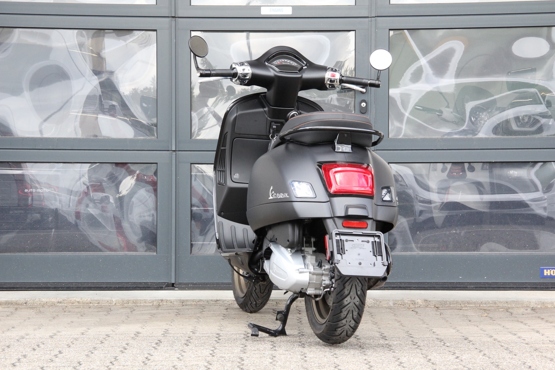 PIAGGIO Vespa GTS 300 Super Sport ABS-image-3