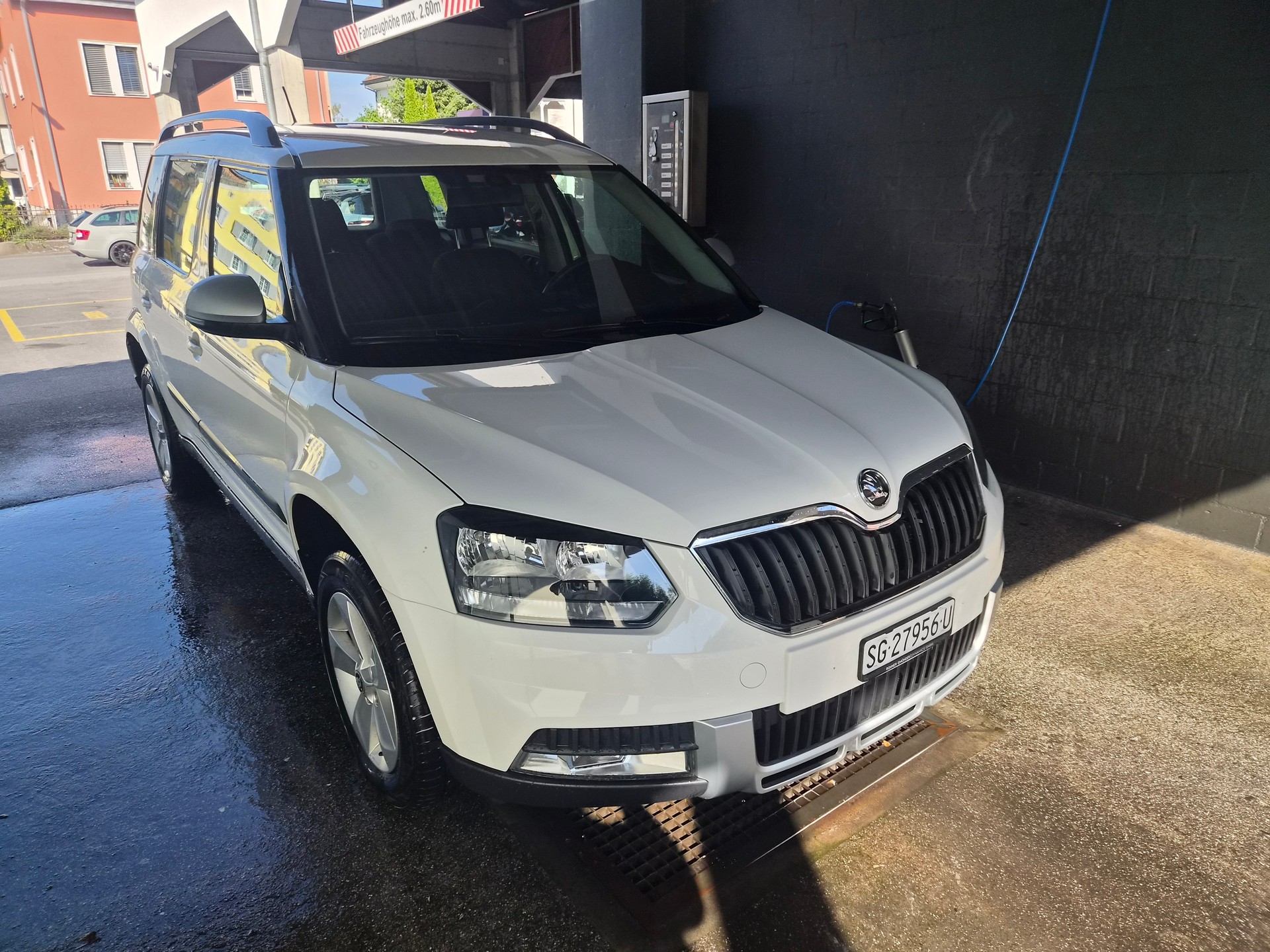 SKODA Yeti 1.8 TSI Active Outdoor 4x4-image-0