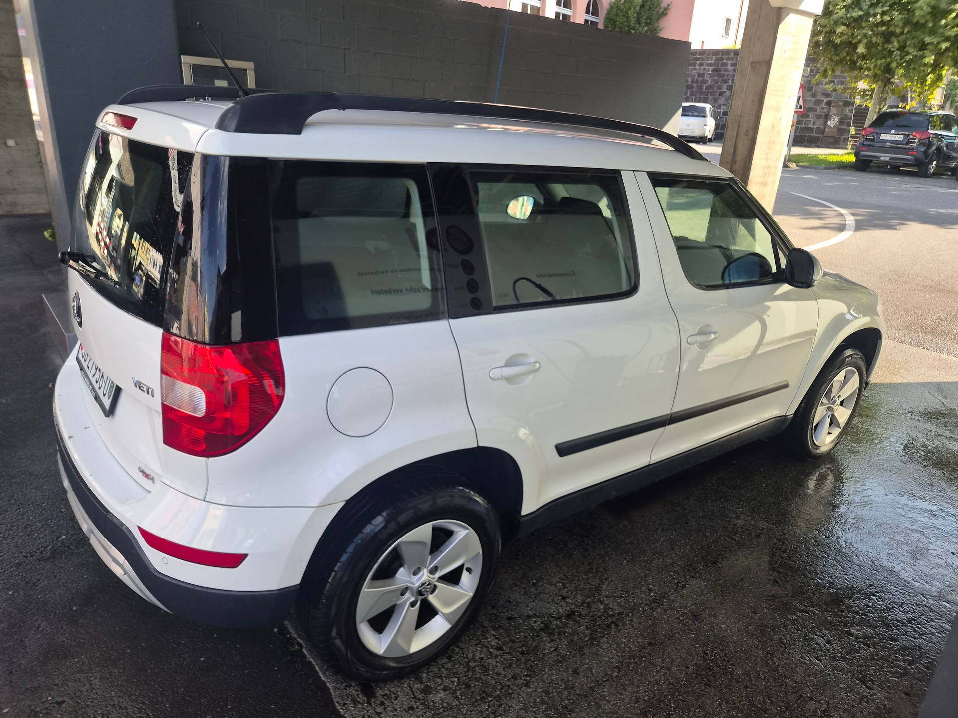 SKODA Yeti 1.8 TSI Active Outdoor 4x4-image-4