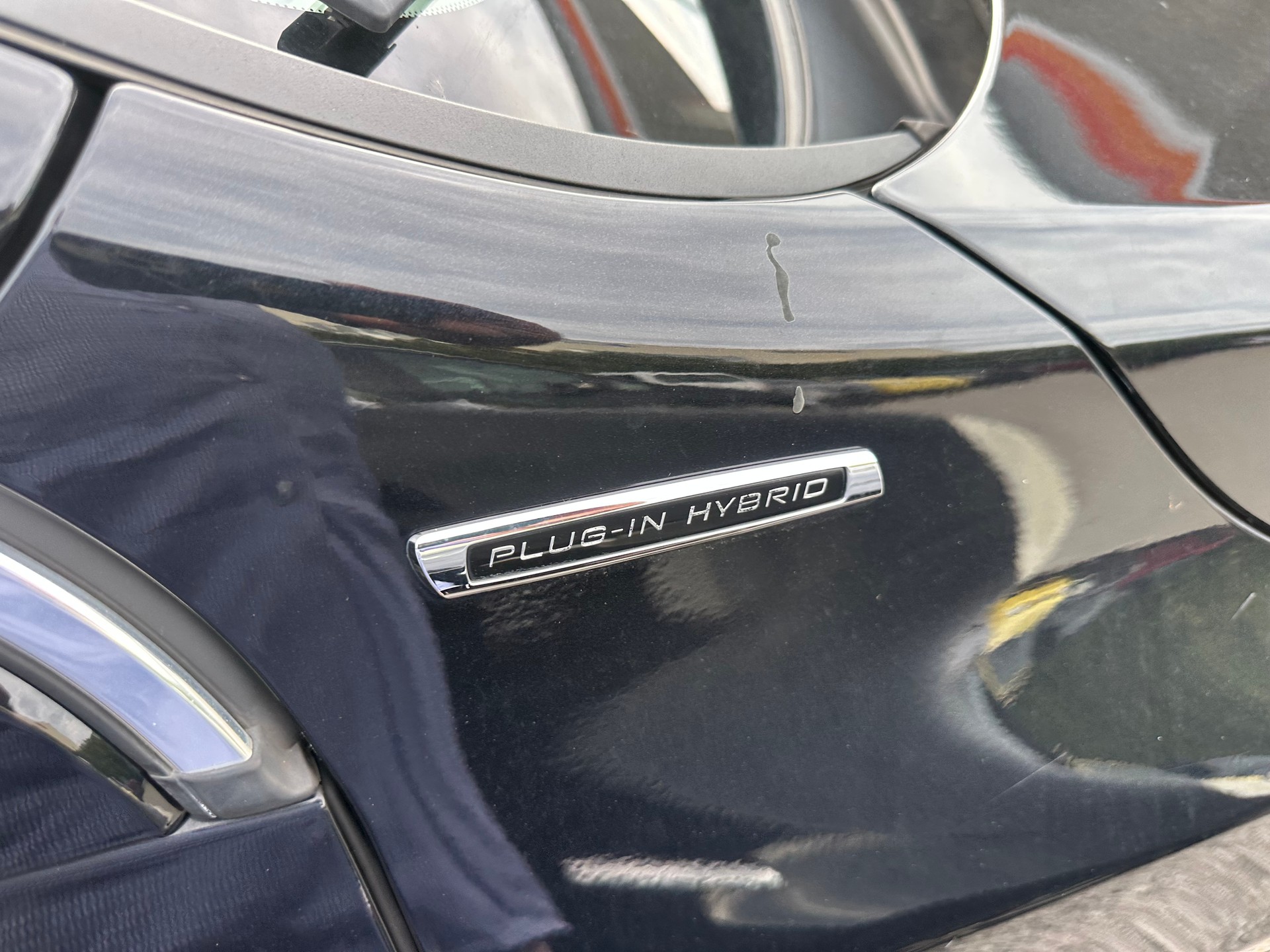 VOLVO V60 D6 AWD Plug-in Hybrid Momentum Geartronic-image-12