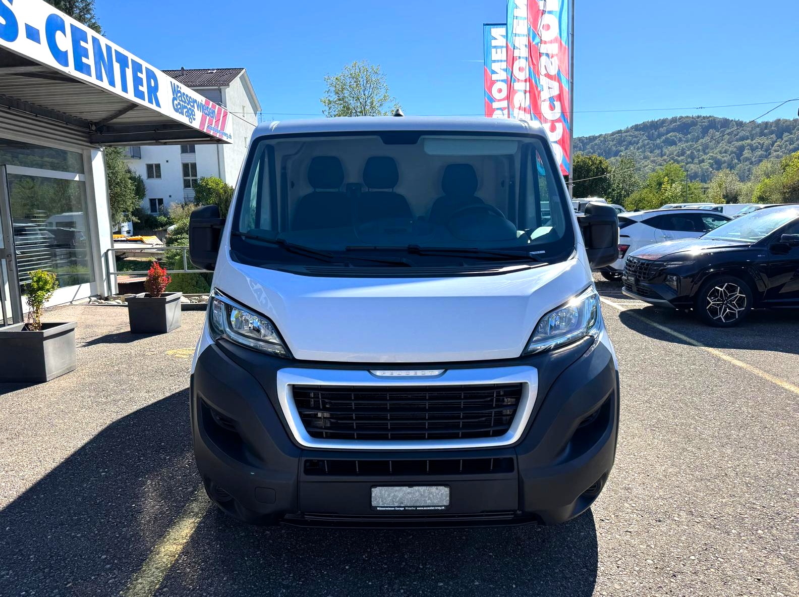 PEUGEOT Boxer 2.2 HDI 330 Premium L1H1-image-7